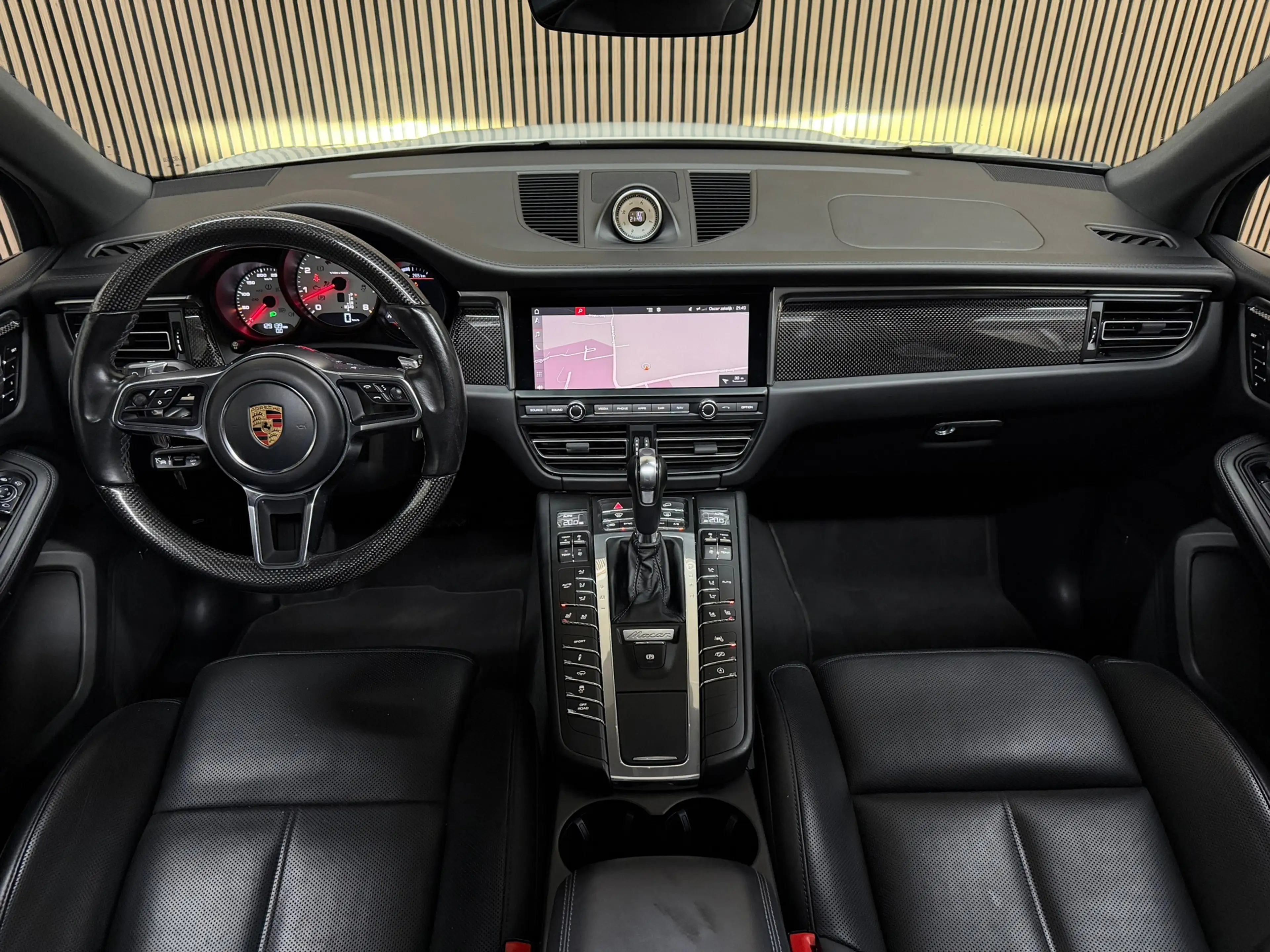 Porsche Macan 3.0 S 2019 CHRONO PANO BOSE LUCHTVERING *FULL* — photo 17