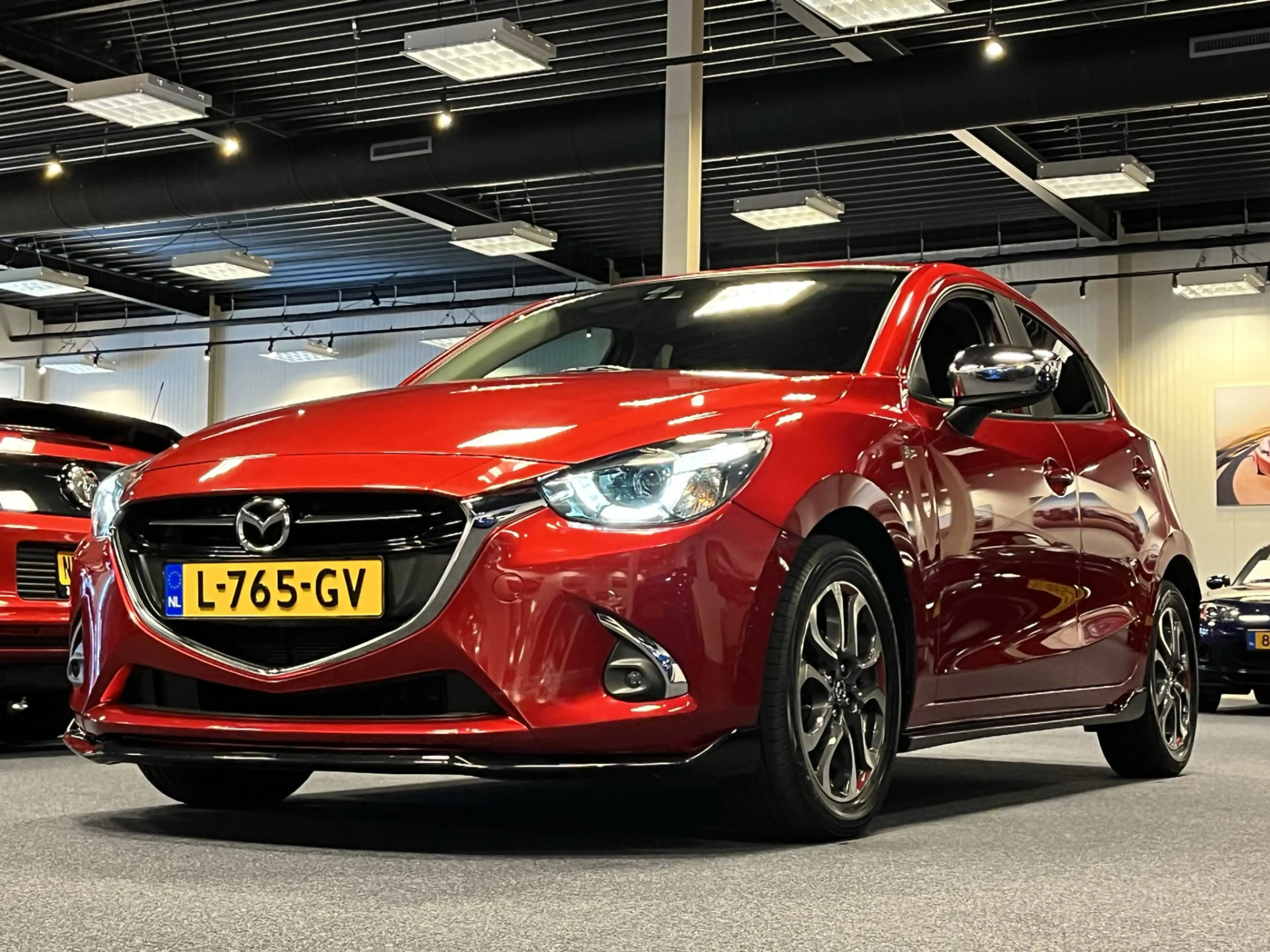 Mazda 2 1.5i SkyActiv-G GT-M 115PK Navi Sport Pakket DAB+ — photo 38