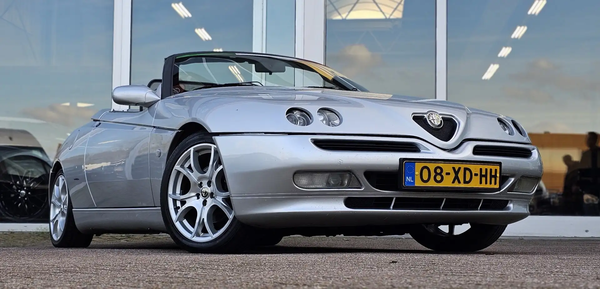Alfa Romeo Spider 2.0i 16V T.Spark L 17"LM Leer Airco Mooi! Tekst le Grijs - 2