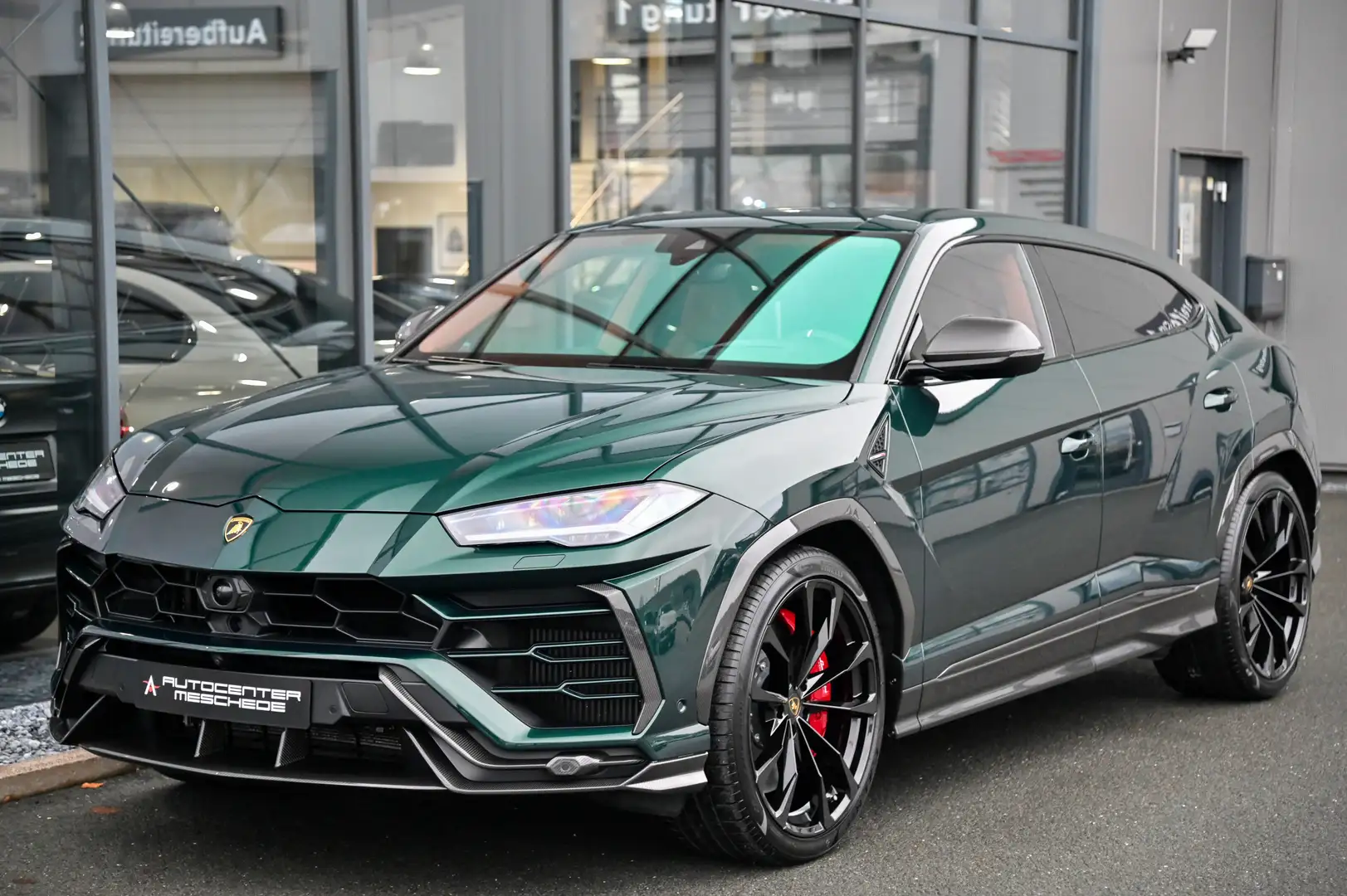 Lamborghini Urus *Full Carbon* Akrapovic* Verde Hydra !* 23 Grün - 2