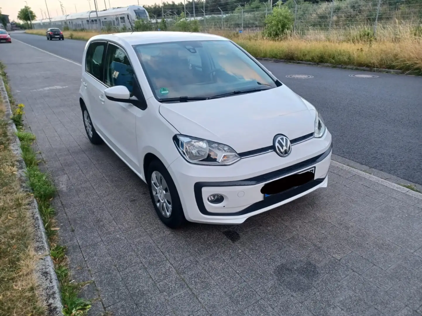 Volkswagen up! Weiß - 1