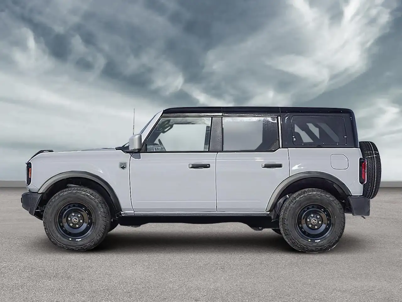 Ford Bronco снимка Ford Bronco
