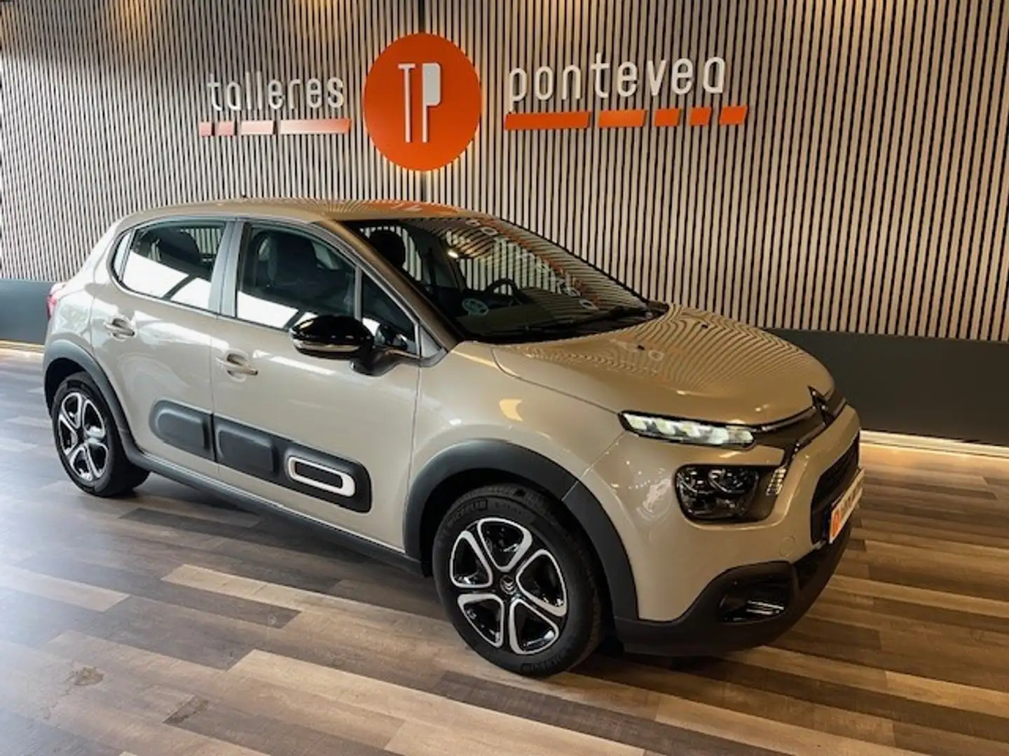 Citroen C3 1.5BlueHDi S&S Feel 100 Gris - 2