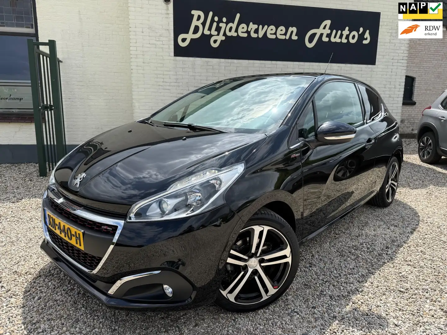 Peugeot 208 1.2 PureTech GT-line Org. NL | Carplay | Navi | Le Zwart - 1