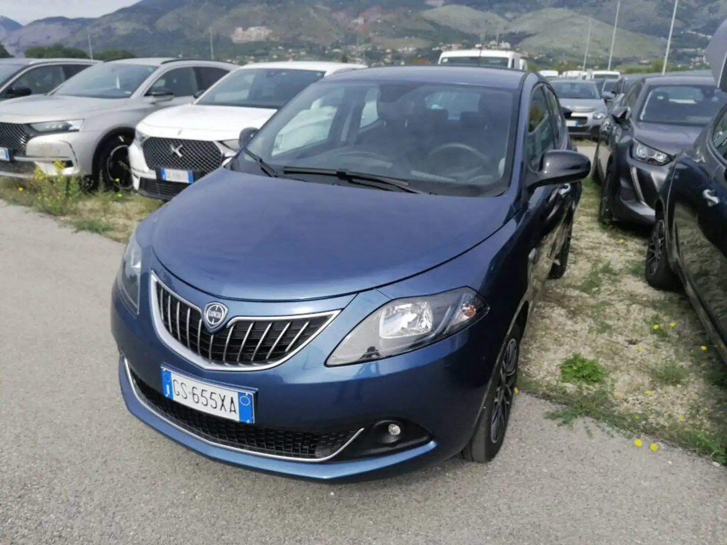 Lancia Ypsilon Ypsilon 1.0 FireFly 5 porte S&S Hybrid Gold Plus Blu/Azzurro - 1
