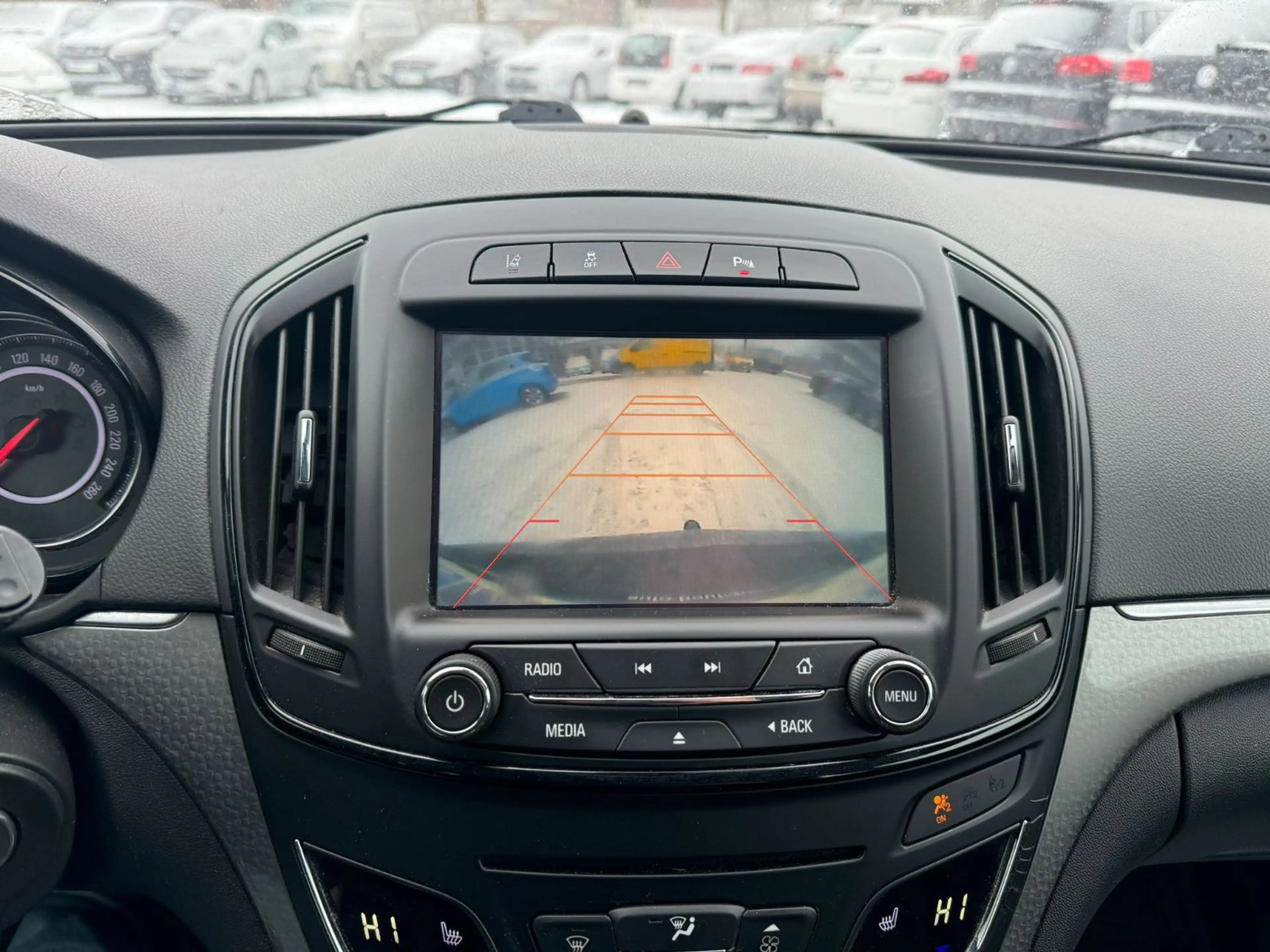 Opel Insignia A Sports AUTOMATIK/AHK/KAMERA/NAVI/KLIM — photo 13