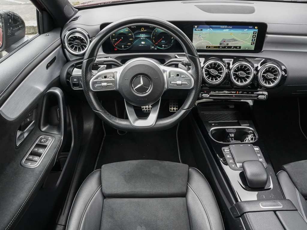 Mercedes-Benz A 250