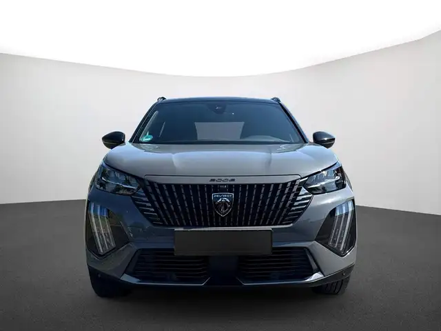Peugeot 2008 view 3