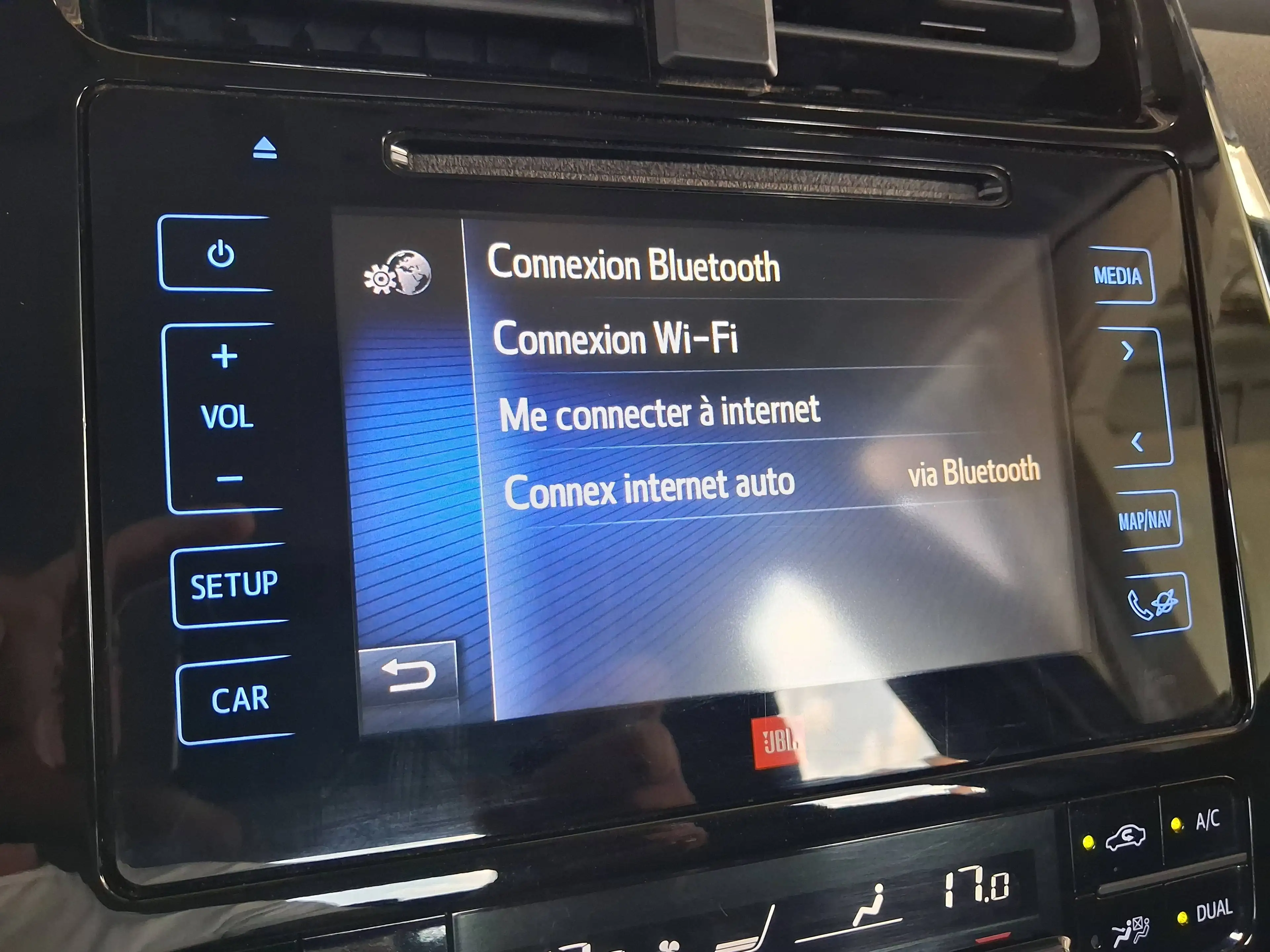 Toyota Prius Prius Hybrid 1.8i VVT-i Comfort CVT / 1 ERE MAIN / FULL CARNET / GARANTIE — photo 15