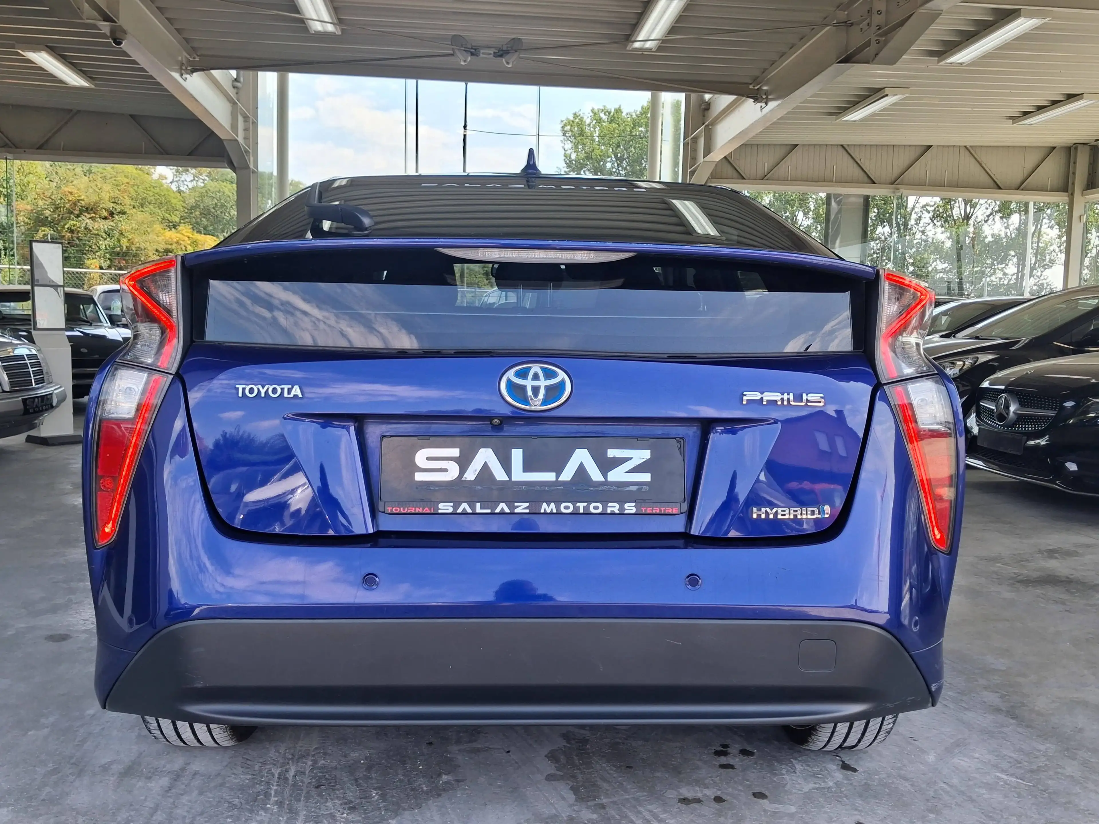 Toyota Prius Prius Hybrid 1.8i VVT-i Comfort CVT / 1 ERE MAIN / FULL CARNET / GARANTIE — photo 6