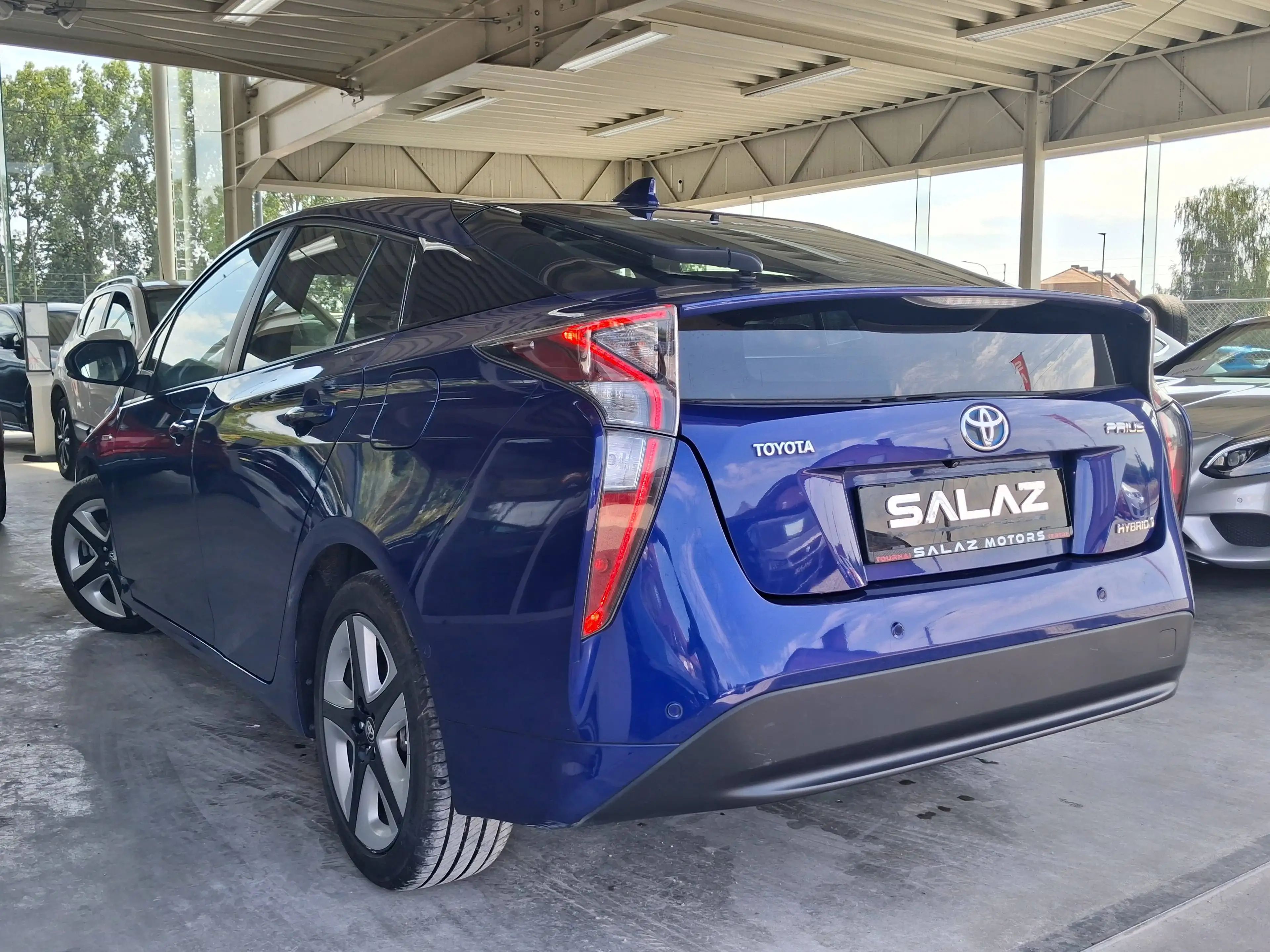 Toyota Prius Prius Hybrid 1.8i VVT-i Comfort CVT / 1 ERE MAIN / FULL CARNET / GARANTIE — photo 7