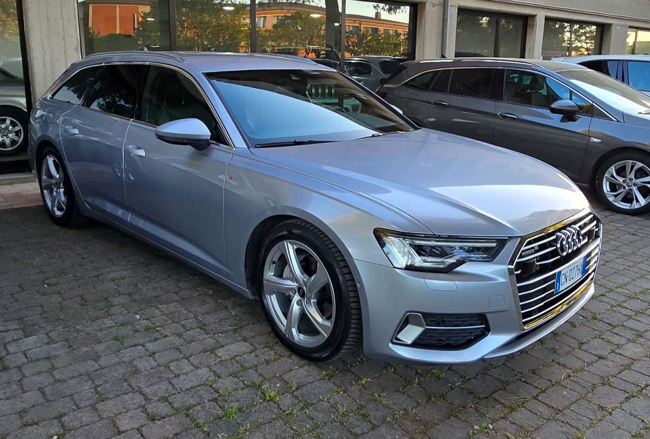 Audi A6 A6 Avant 40 2.0 tdi mhev S Line quattro Matrix ACC