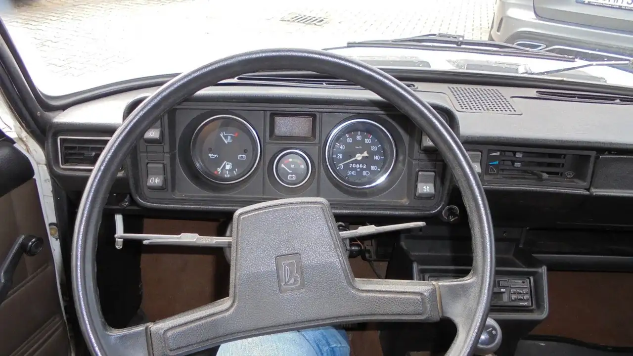 Lada 2104 1300ccm, 4-Gang,Radio, beh.Heckscheibe, foto 8