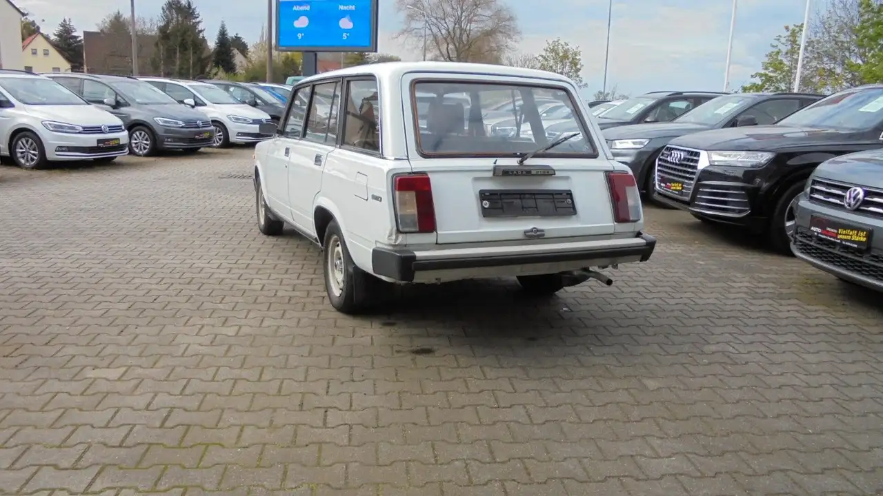 Lada 2104 1300ccm, 4-Gang,Radio, beh.Heckscheibe, foto 4