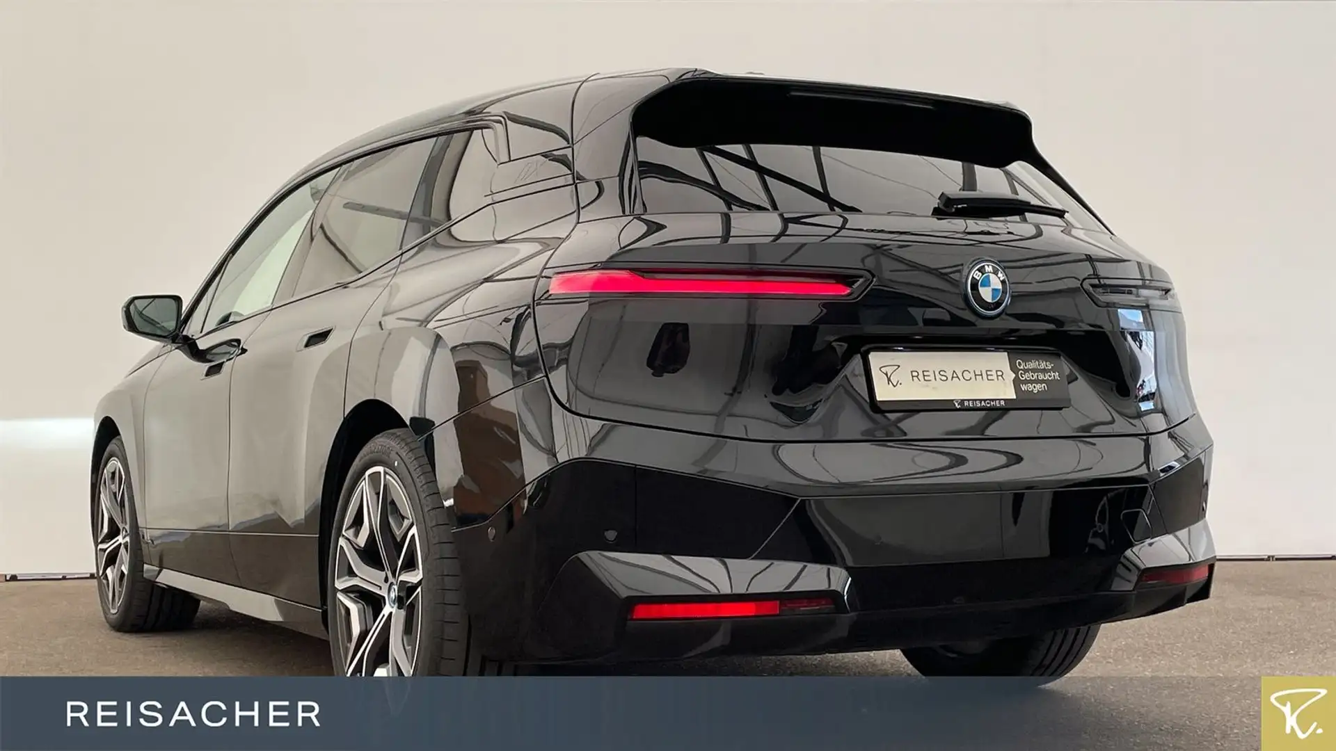 BMW iX xDrive40 Sportpaket KomfortZ ACC 360 H&K 22" Schwarz - 2