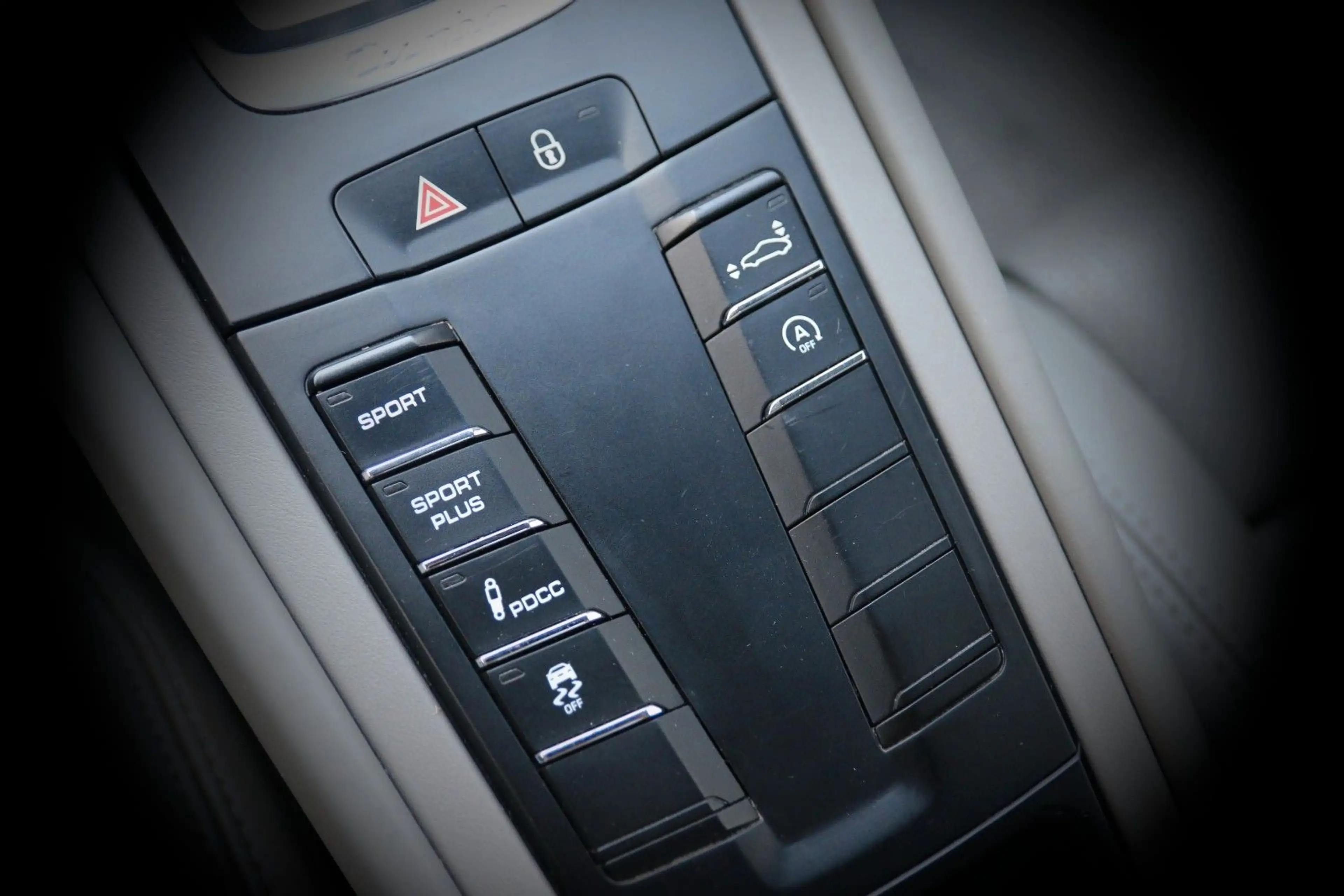 Porsche 991 Turbo S SportChrono DAB+ ACC Bose 1.Hand — photo 13