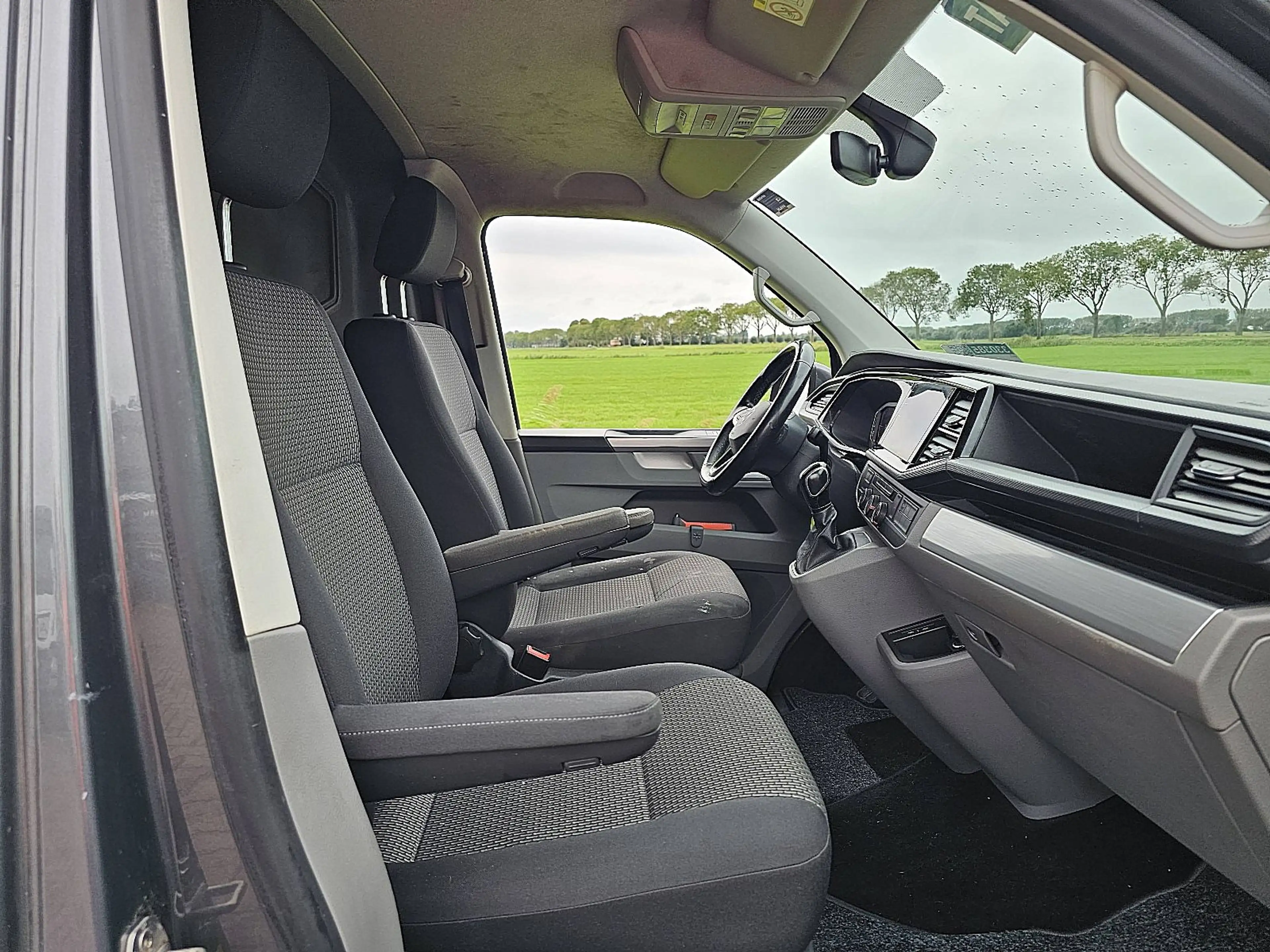 Volkswagen Transporter 2.0 TDI T6.1 BULLI LED NAP ! — photo 7