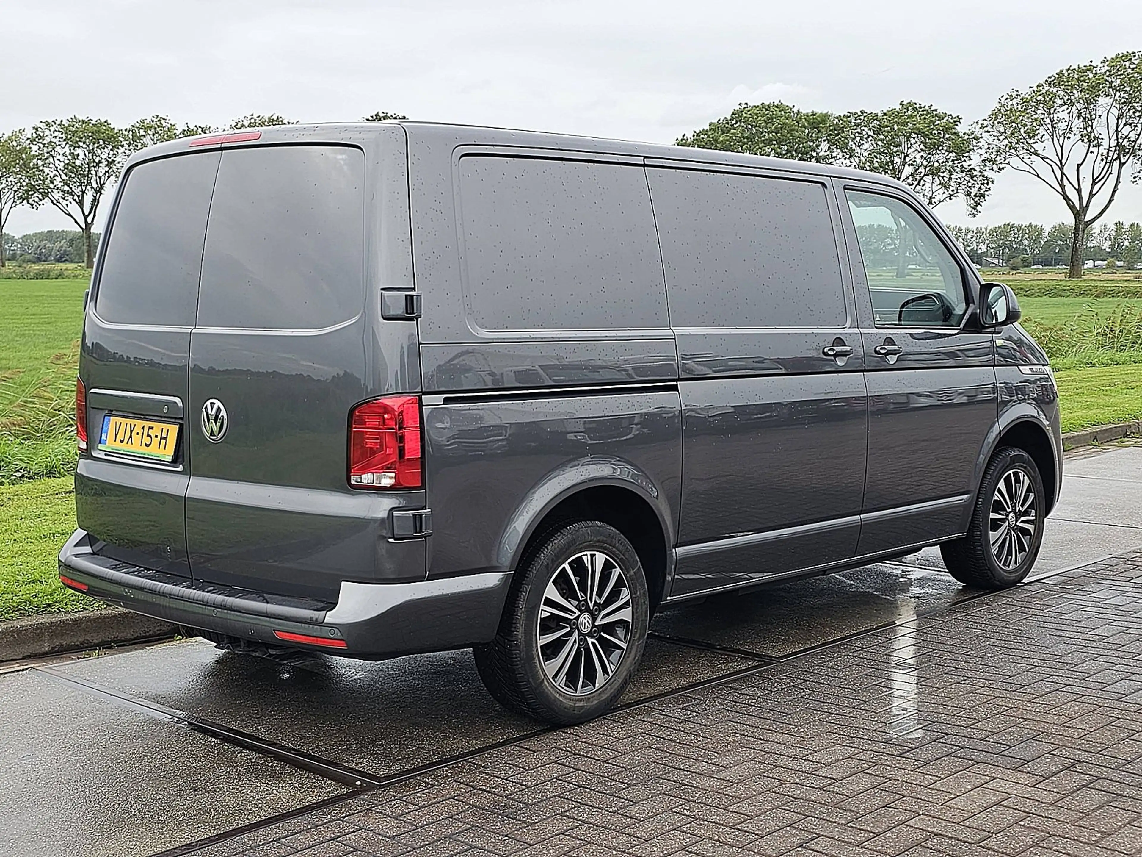 Volkswagen Transporter 2.0 TDI T6.1 BULLI LED NAP ! — photo 3