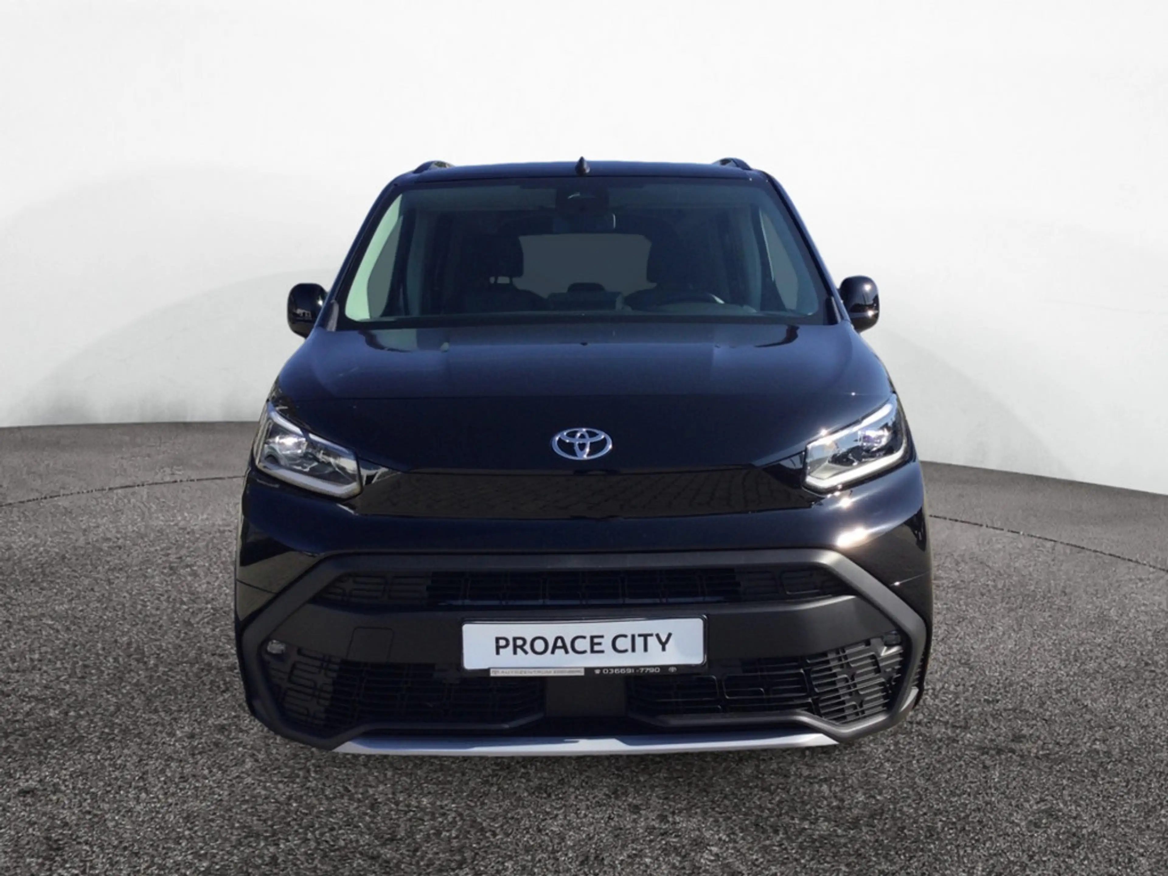 Toyota Proace City Verso 1.5 L1 Teamplayer SHZ LED — photo 3