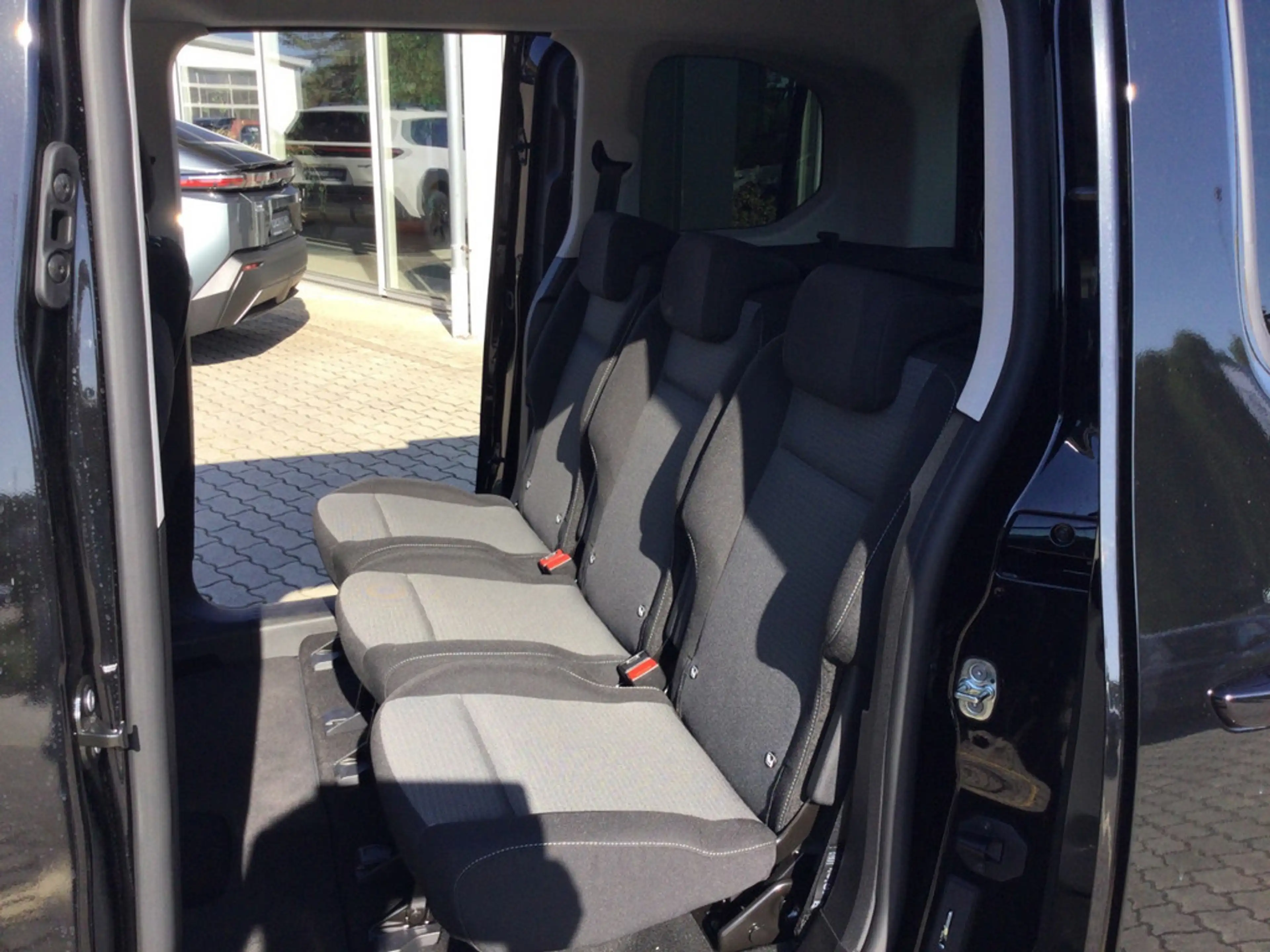 Toyota Proace City Verso 1.5 L1 Teamplayer SHZ LED — photo 13