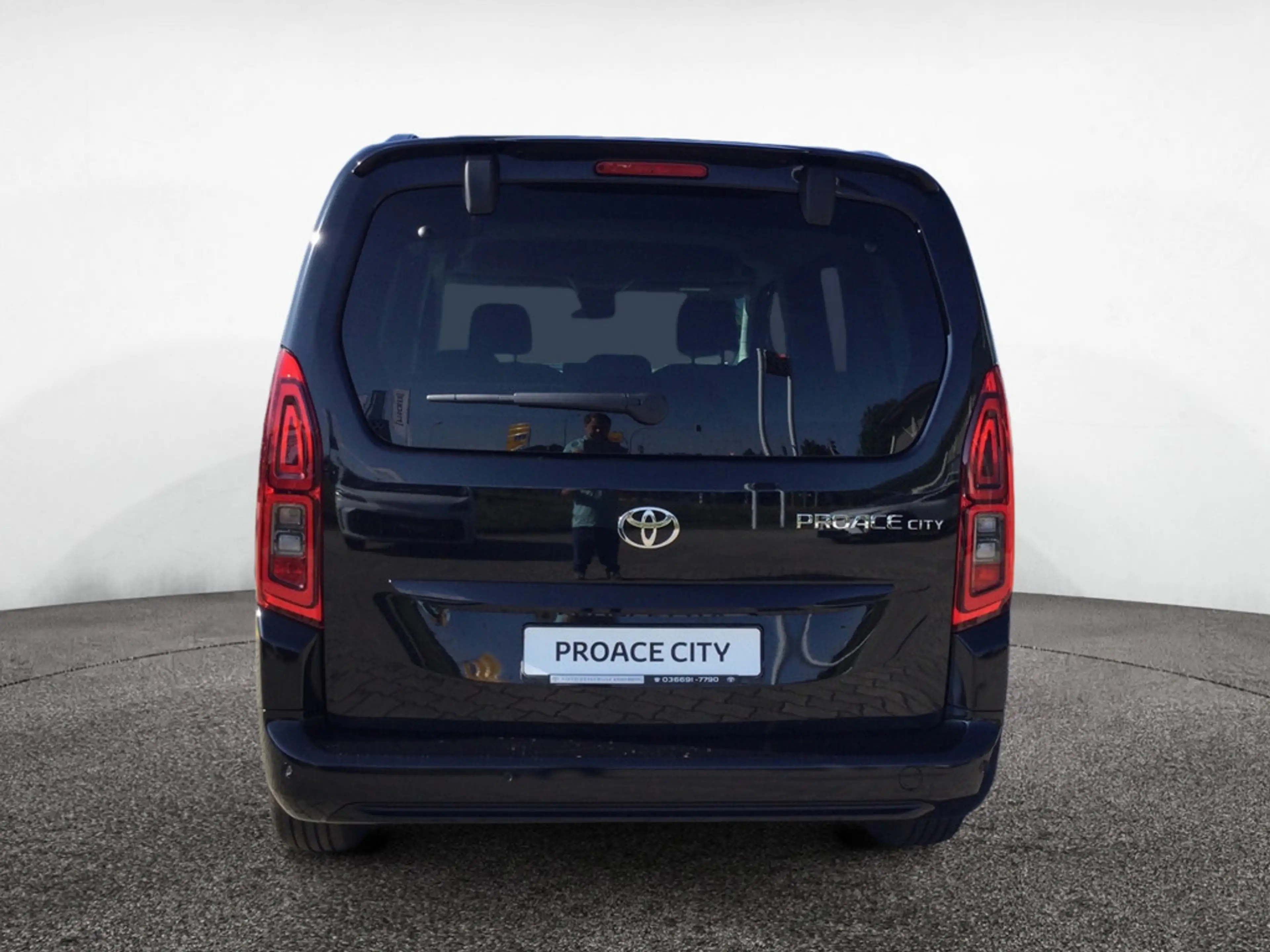 Toyota Proace City Verso 1.5 L1 Teamplayer SHZ LED — photo 6