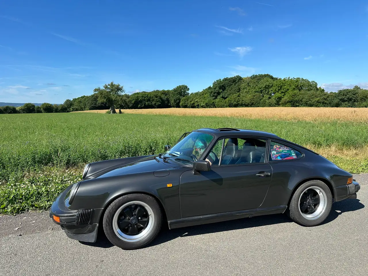 Porsche 911 Carrera 3.2, foto 1