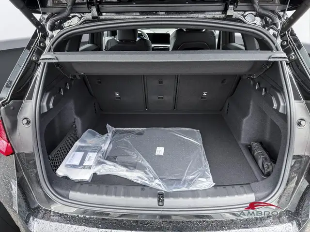 BMW X1 view 6