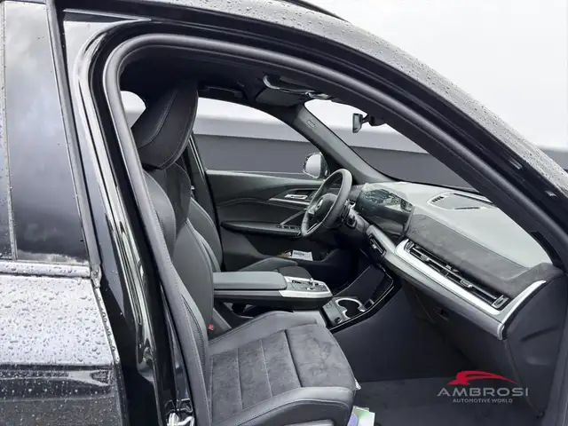 BMW X1 view 9
