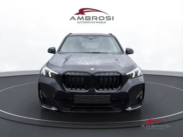 BMW X1 view 5