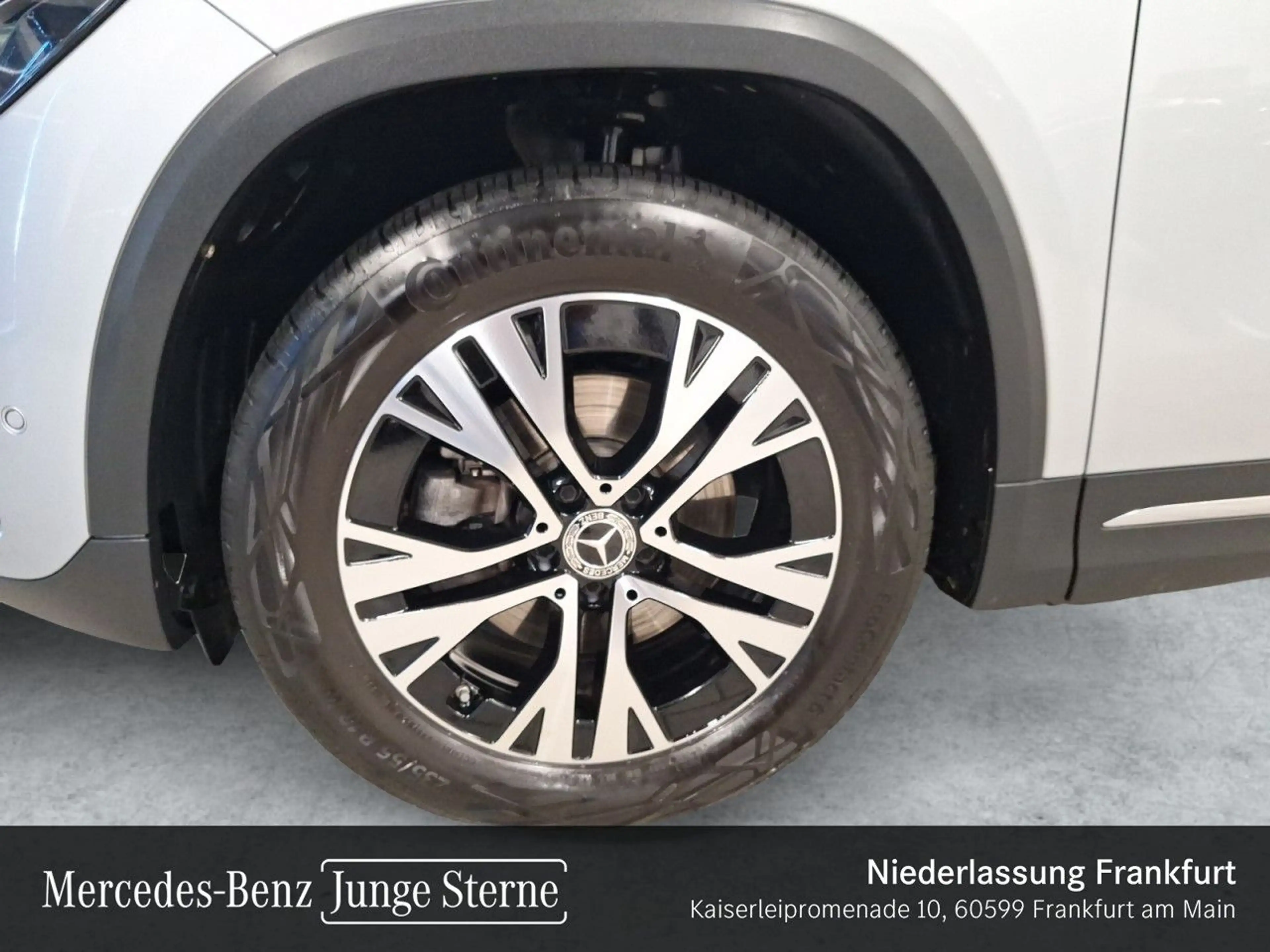 Mercedes-Benz GLA 180 PROGRESSIVE+MULTIBEAM+KAMERA+TOTW+7G — photo 3
