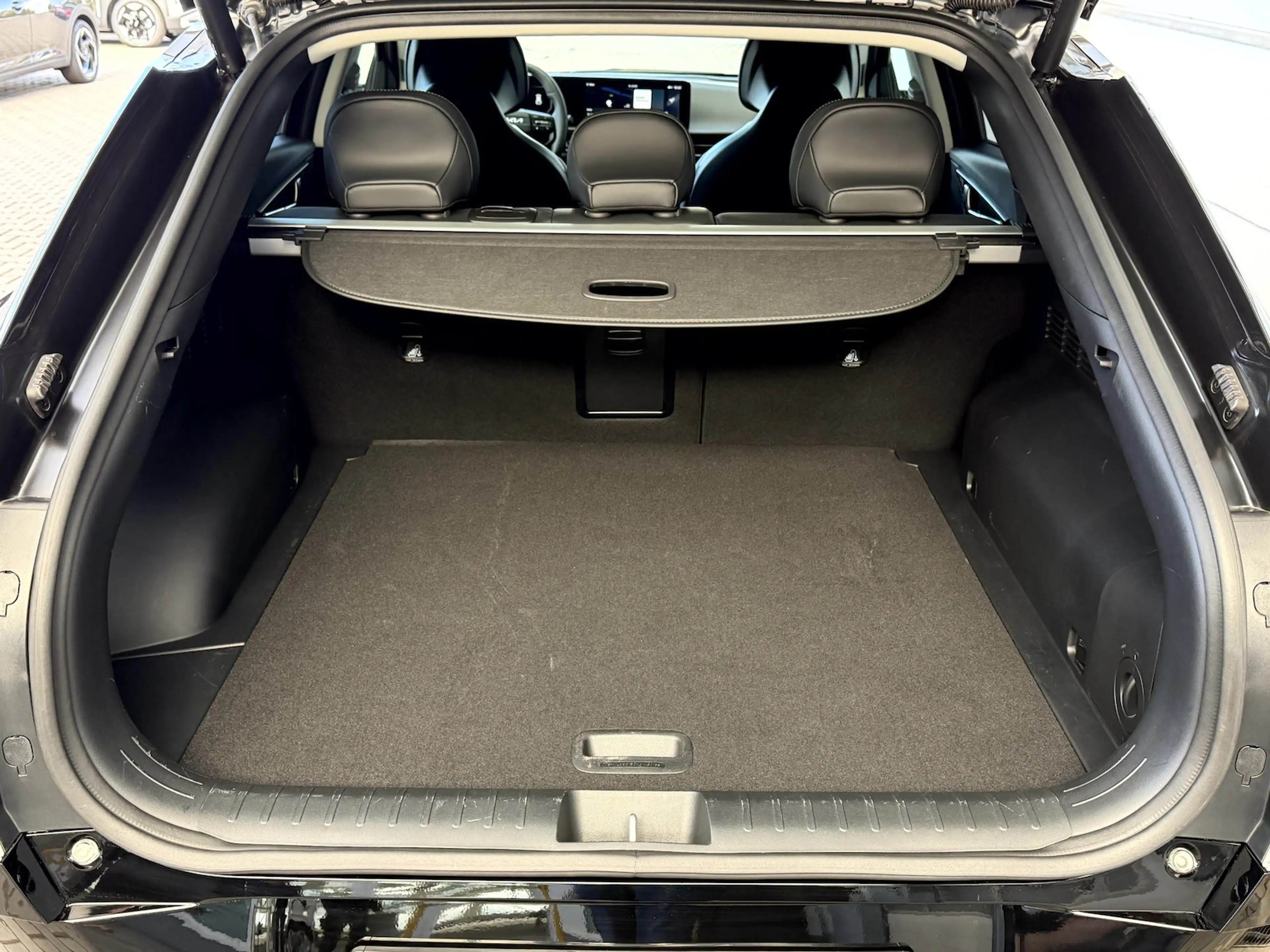 Kia EV6 84 EARTH | RWD | DRI | COM | ASS | SOU | WP — photo 11