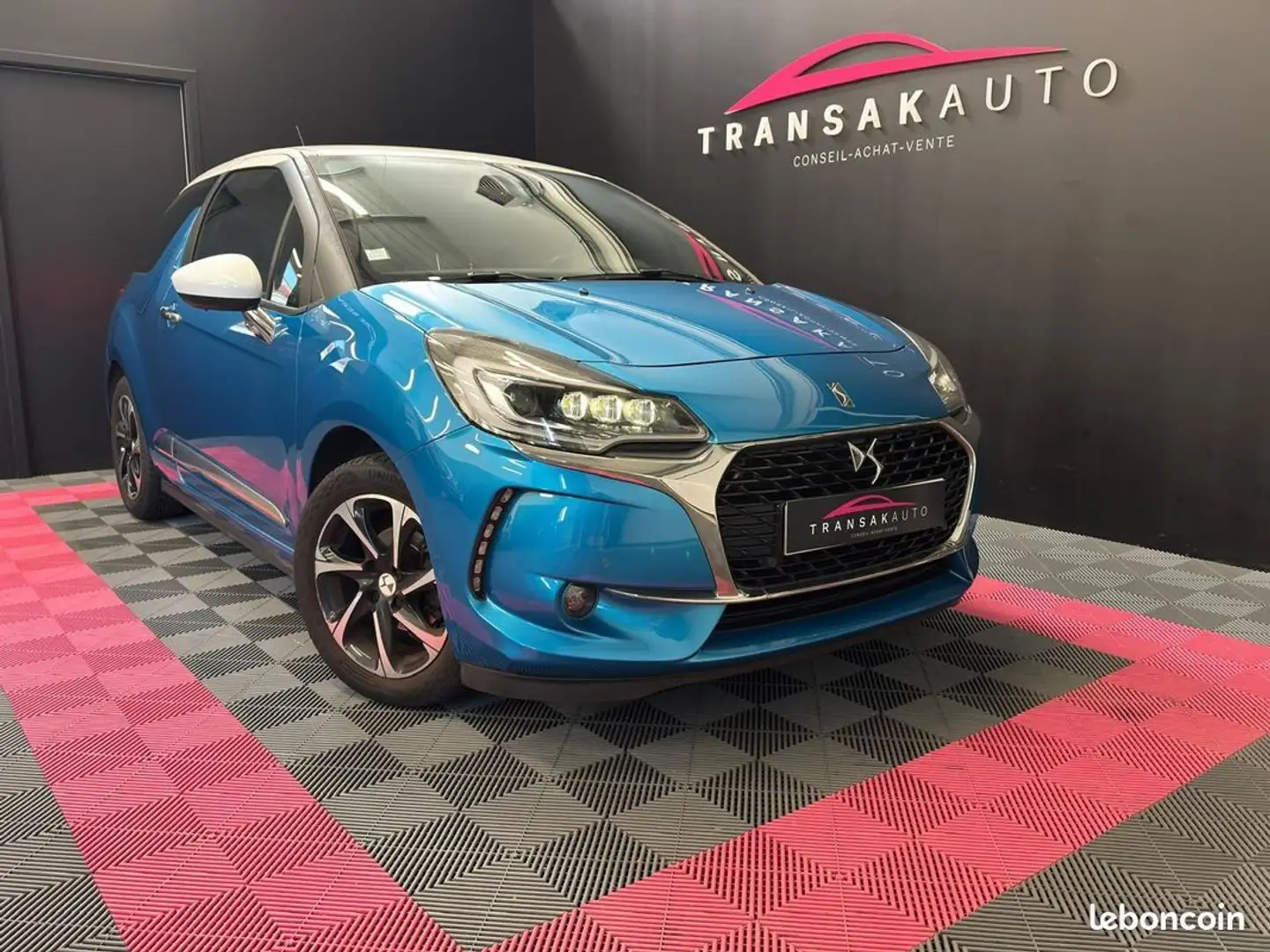DS Automobiles DS 3 1.6 HDi 100ch BVM5 So Chic PREMIÈRE MAIN SUIVI COM Bleu - 1