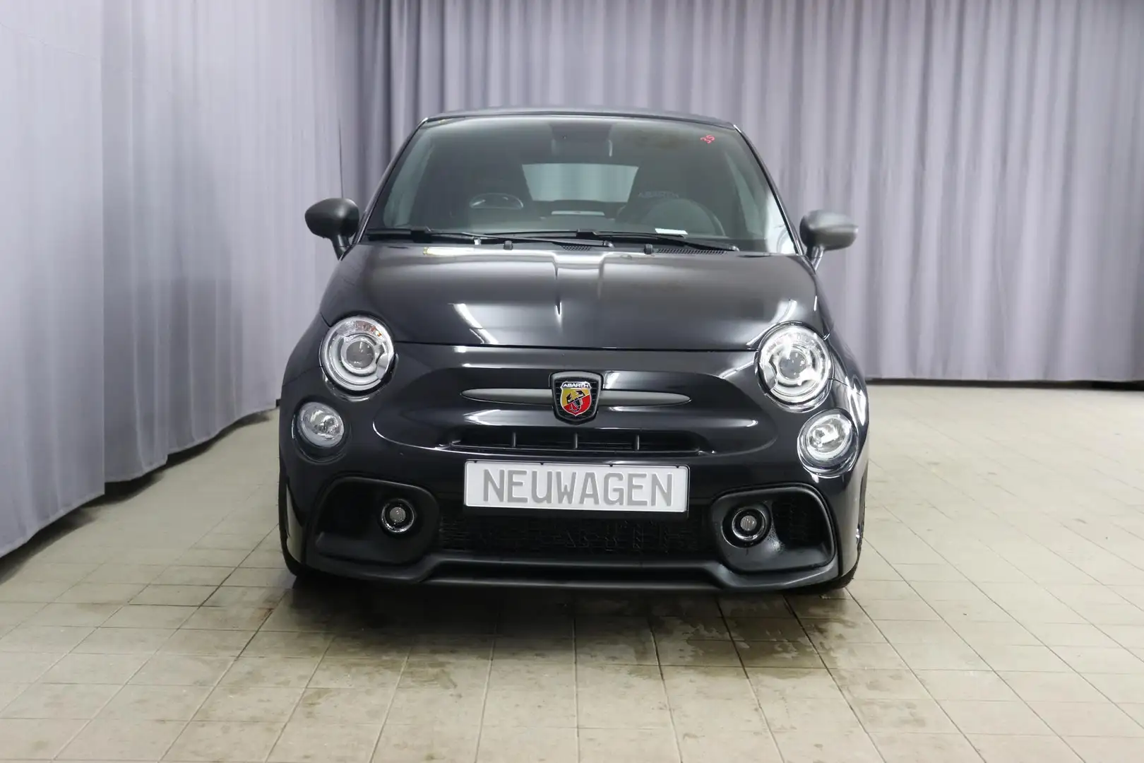 Abarth 695C Turismo 1.4 T-Jet 132 kW (180PS), Verdeck Schwa... Noir - 2