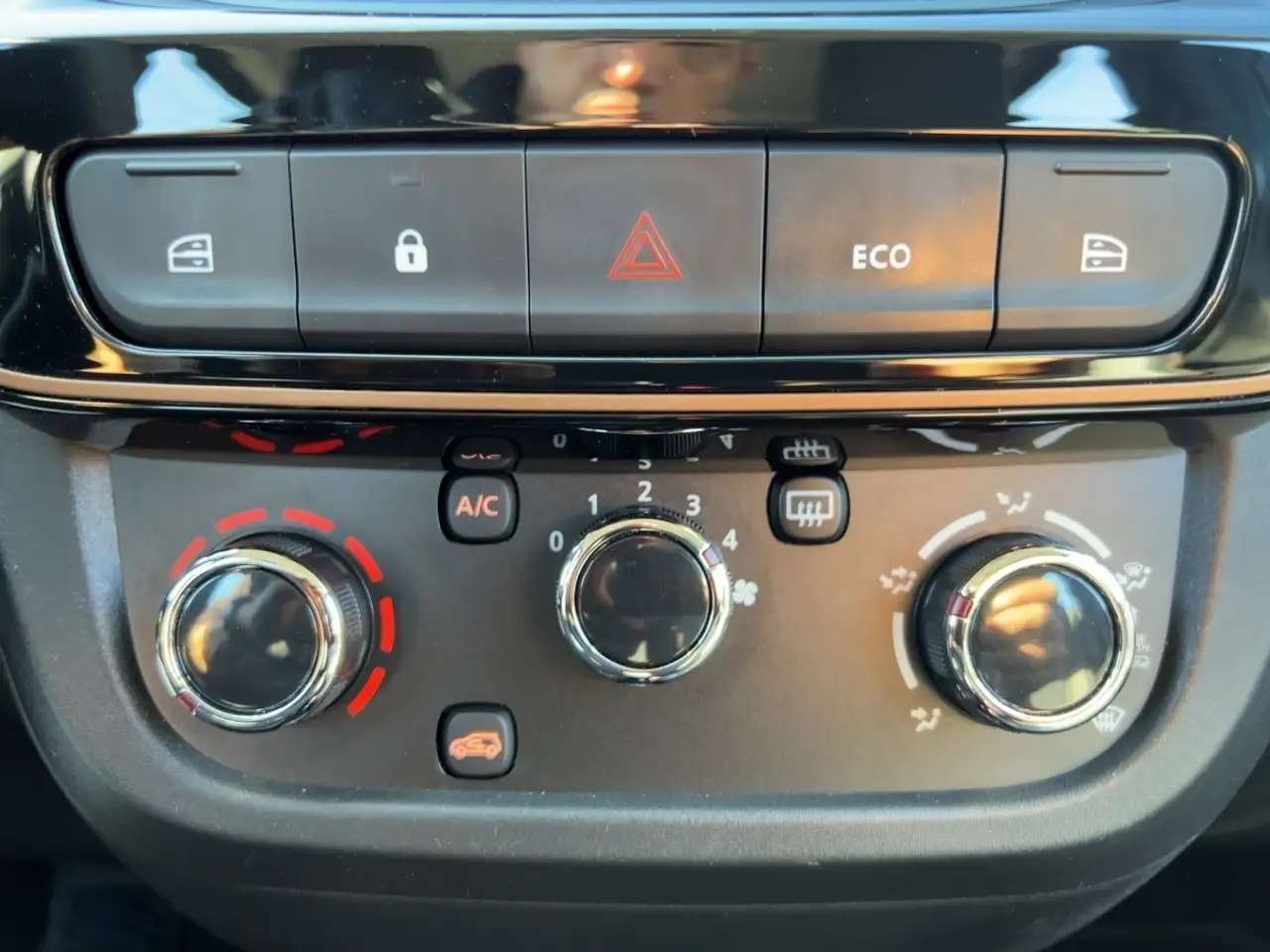 Dacia Spring ELECTRIC EXTREME 27kWh CCS NAVIGATION 16