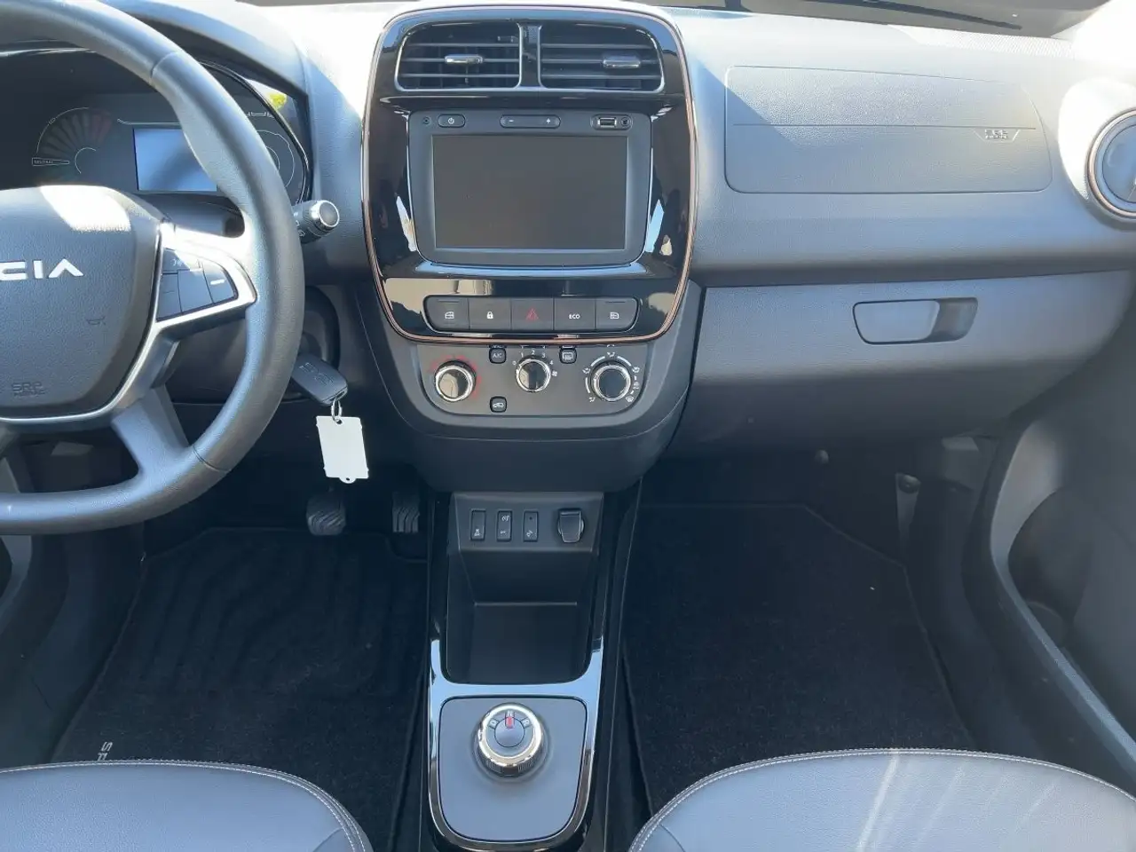 Dacia Spring ELECTRIC EXTREME 27kWh CCS NAVIGATION 12