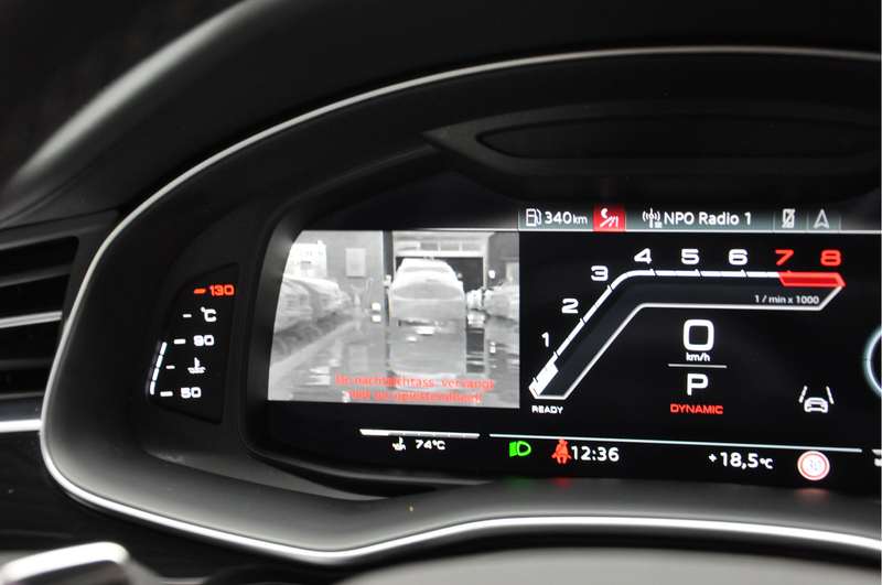 Audi RS Q8 4.0 TFSI B&O Ceramic HUD Massage Carbon Softclose — photo 31