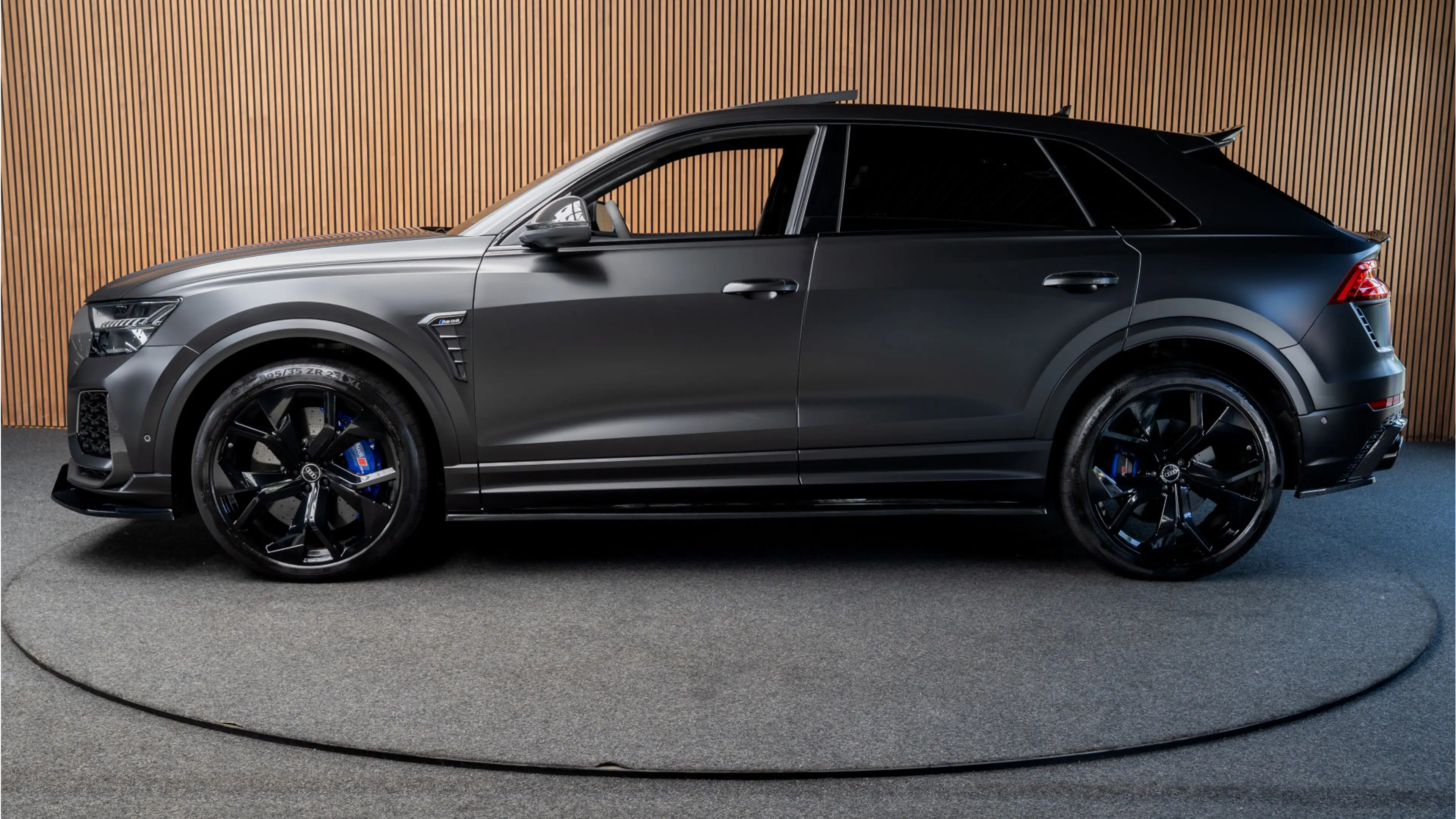 Audi RS Q8 4.0 TFSI B&O Ceramic HUD Massage Carbon Softclose — photo 2
