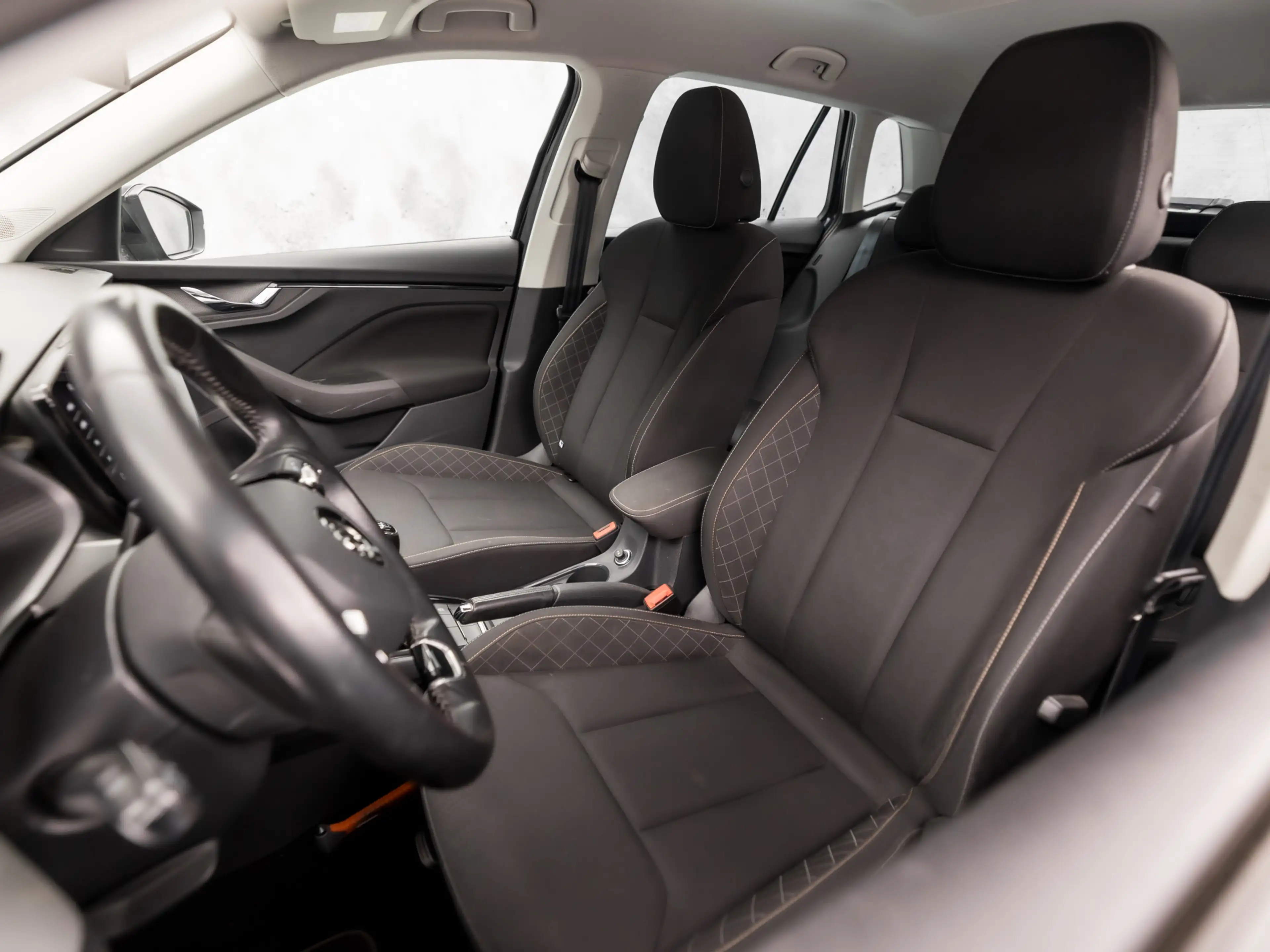 Skoda Kamiq 1.0 TSI Black Sport (VIRTUAL COCKPIT, APPLE CARPLA — photo 13