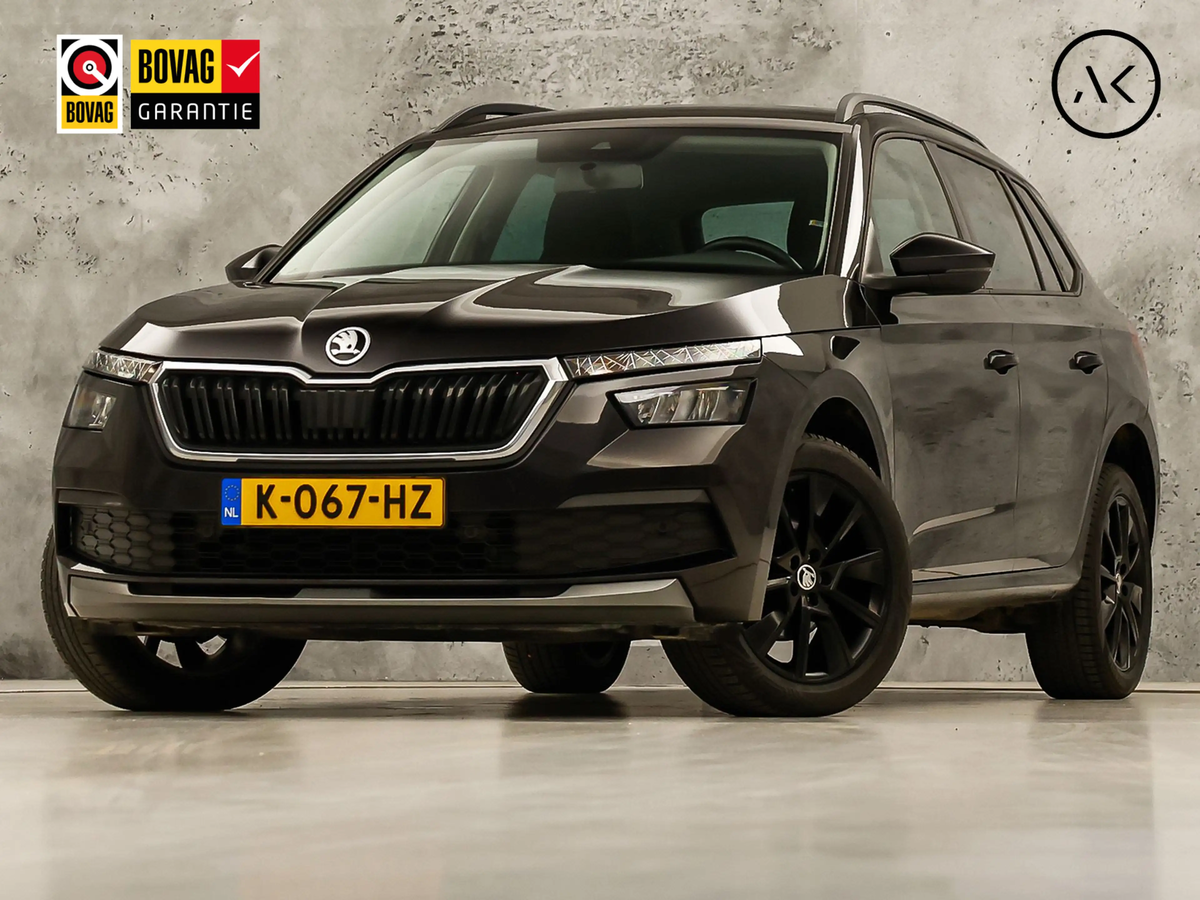 Skoda Kamiq 1.0 TSI Black Sport (VIRTUAL COCKPIT, APPLE CARPLA