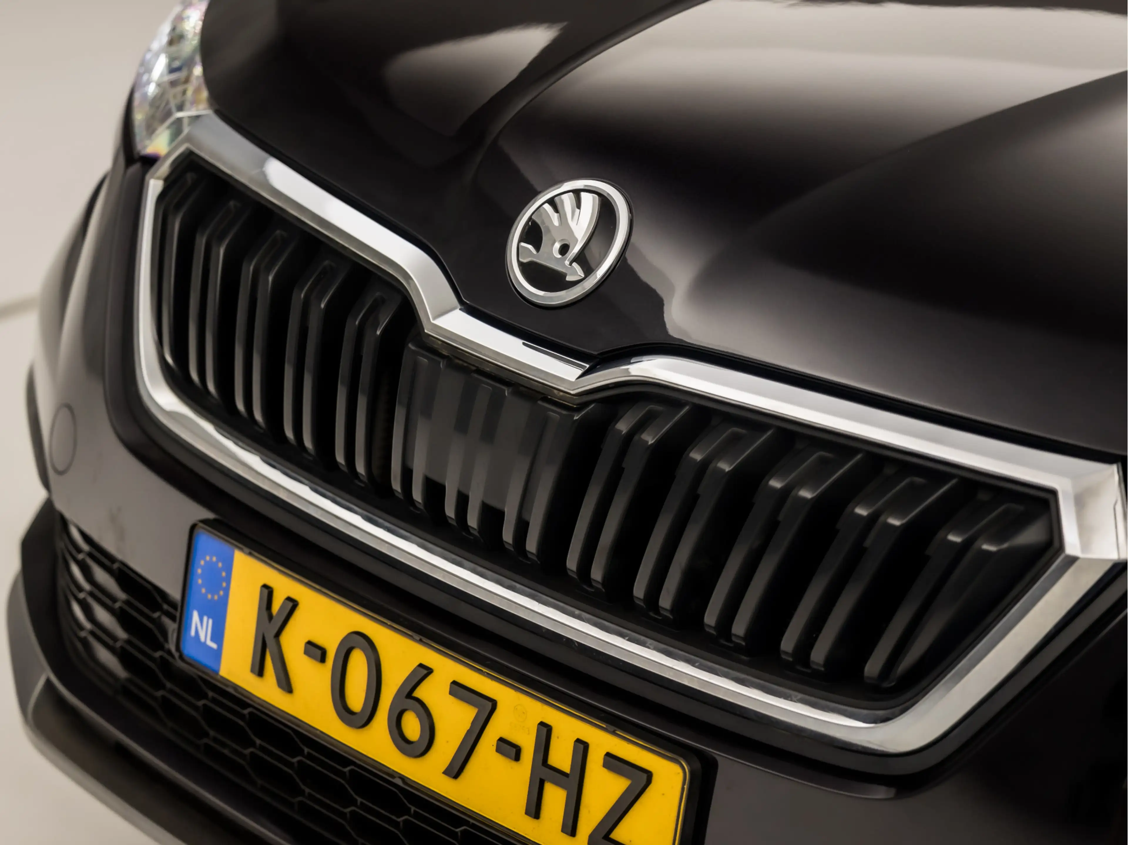 Skoda Kamiq 1.0 TSI Black Sport (VIRTUAL COCKPIT, APPLE CARPLA — photo 16