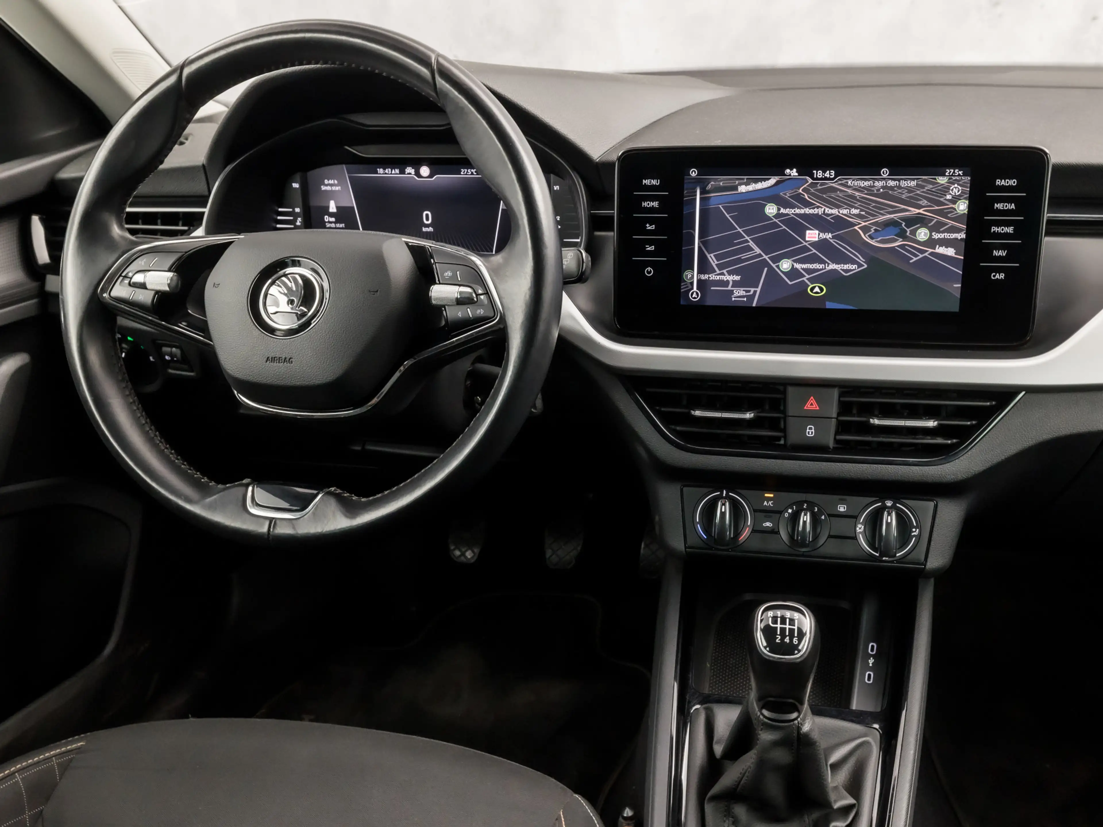 Skoda Kamiq 1.0 TSI Black Sport (VIRTUAL COCKPIT, APPLE CARPLA — photo 7