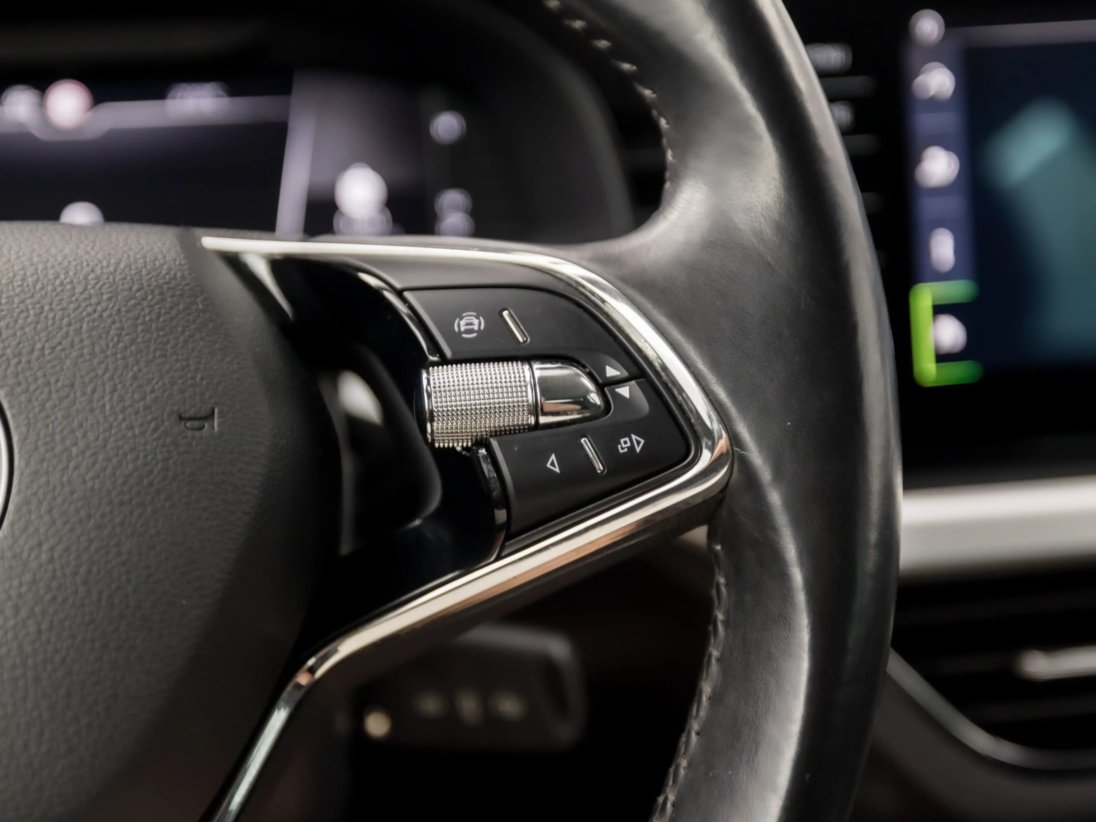 Skoda Kamiq 1.0 TSI Black Sport (VIRTUAL COCKPIT, APPLE CARPLA — photo 20