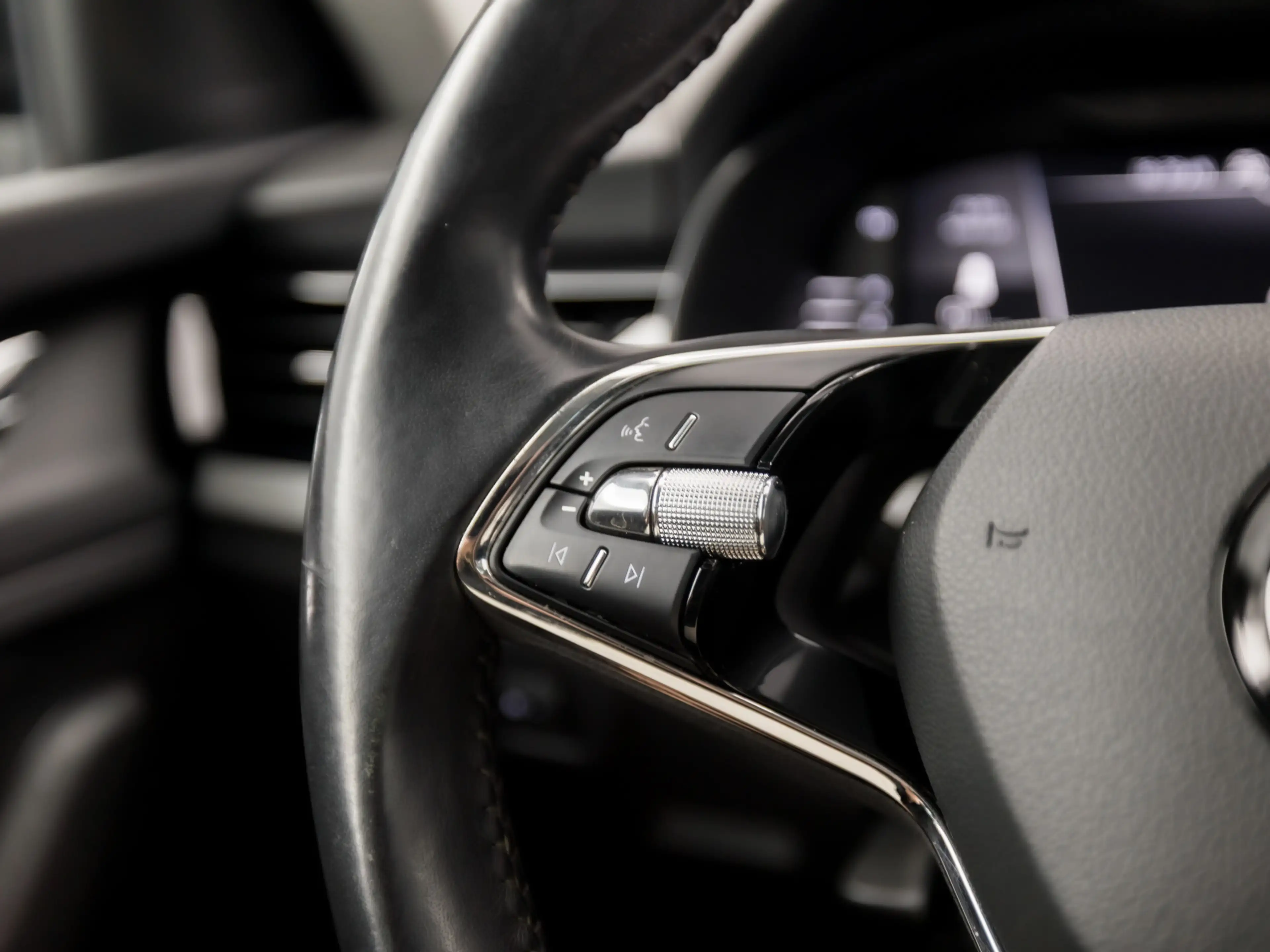 Skoda Kamiq 1.0 TSI Black Sport (VIRTUAL COCKPIT, APPLE CARPLA — photo 19