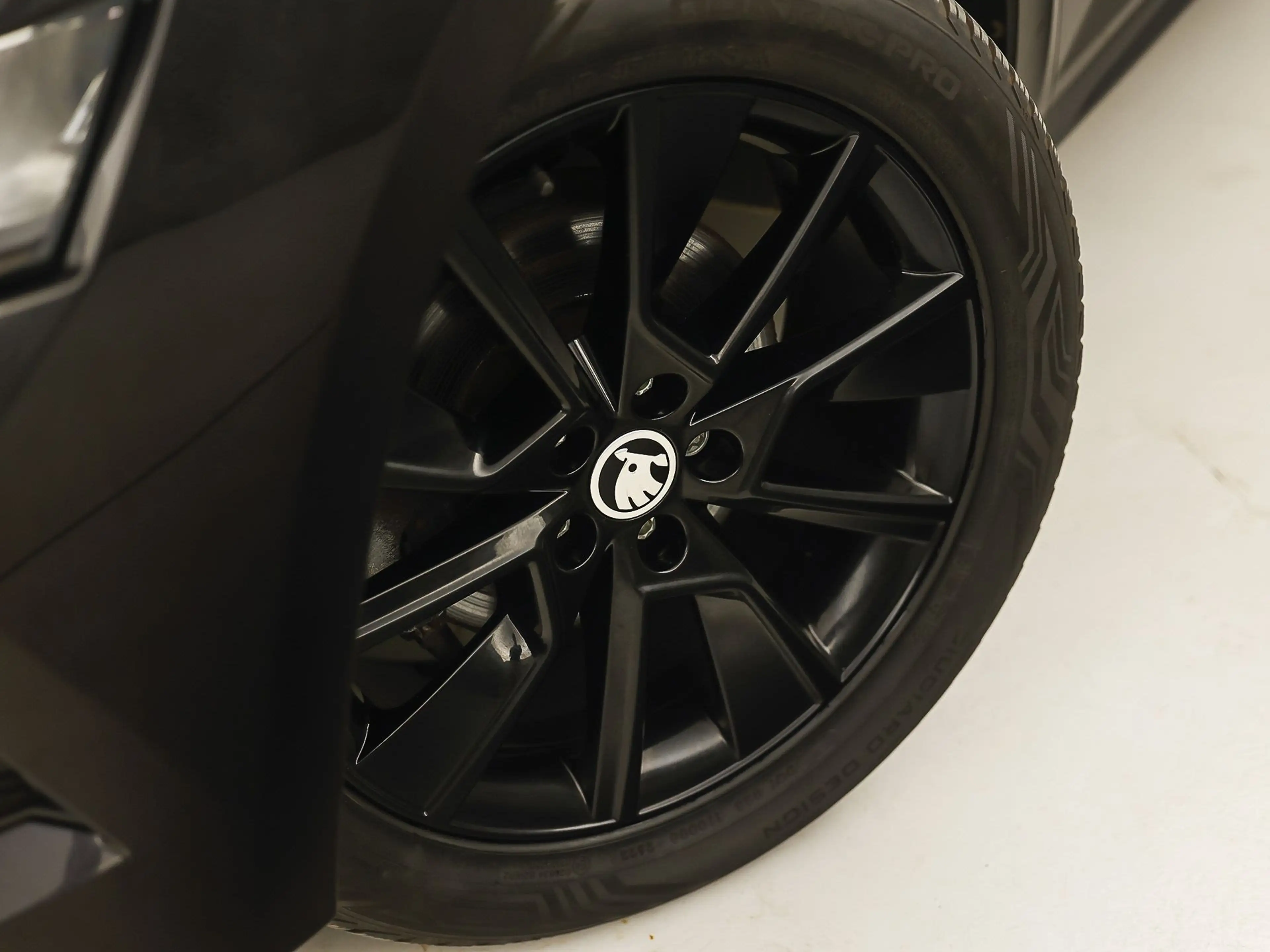 Skoda Kamiq 1.0 TSI Black Sport (VIRTUAL COCKPIT, APPLE CARPLA — photo 11