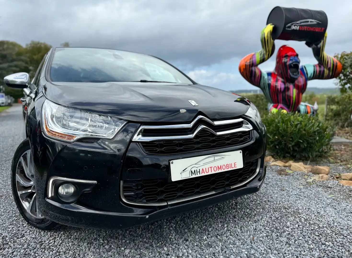 Citroen DS4 1.6 e-HDi Schwarz - 1