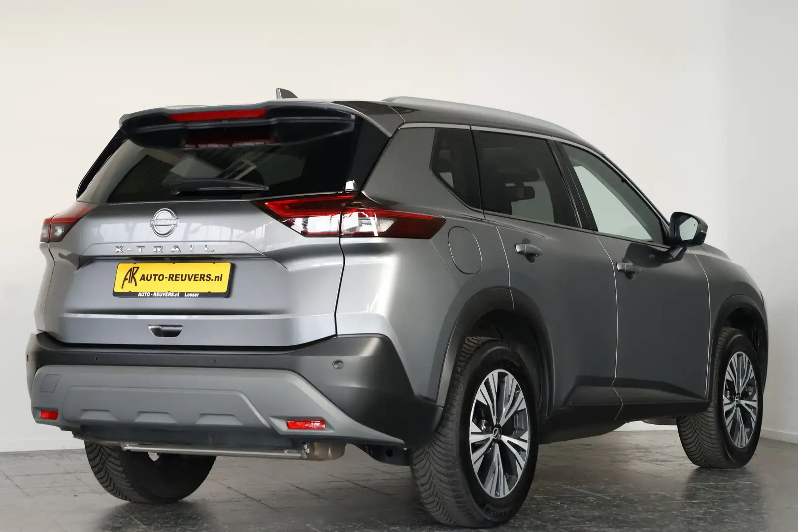 Nissan X-Trail 1.5 MHEV N-Connecta 2000 kg Trekgewicht / Pano / A Zilver - 2