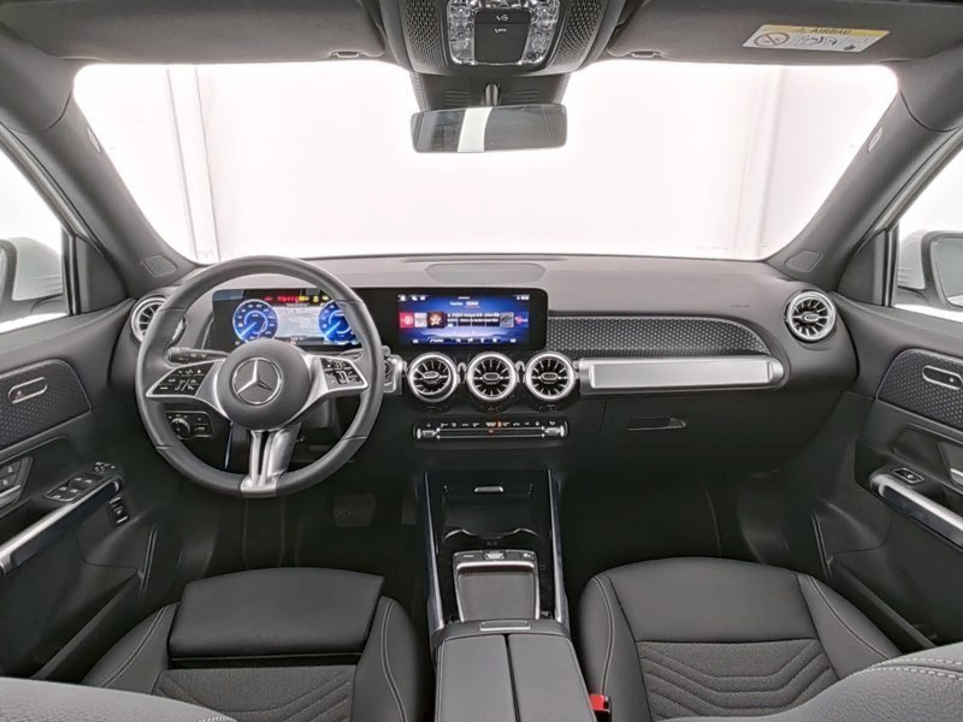 Mercedes-Benz EQB 250 PROGR-ADVANCED WINTER KAMERA TOTWINKEL — photo 9