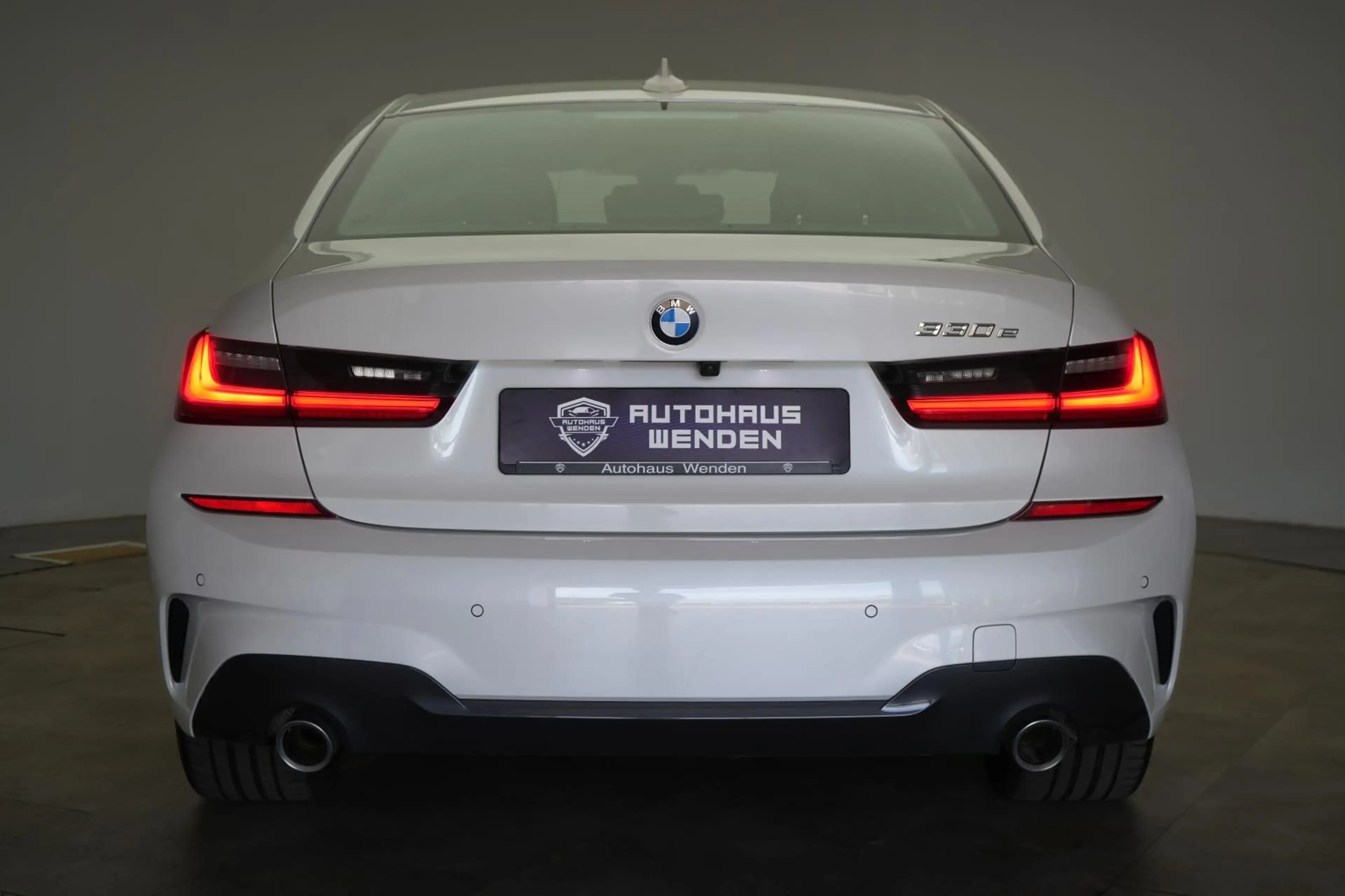 BMW 330 e M Sport CarPlay/ACC/Kamera/Virtual/Lane — photo 5