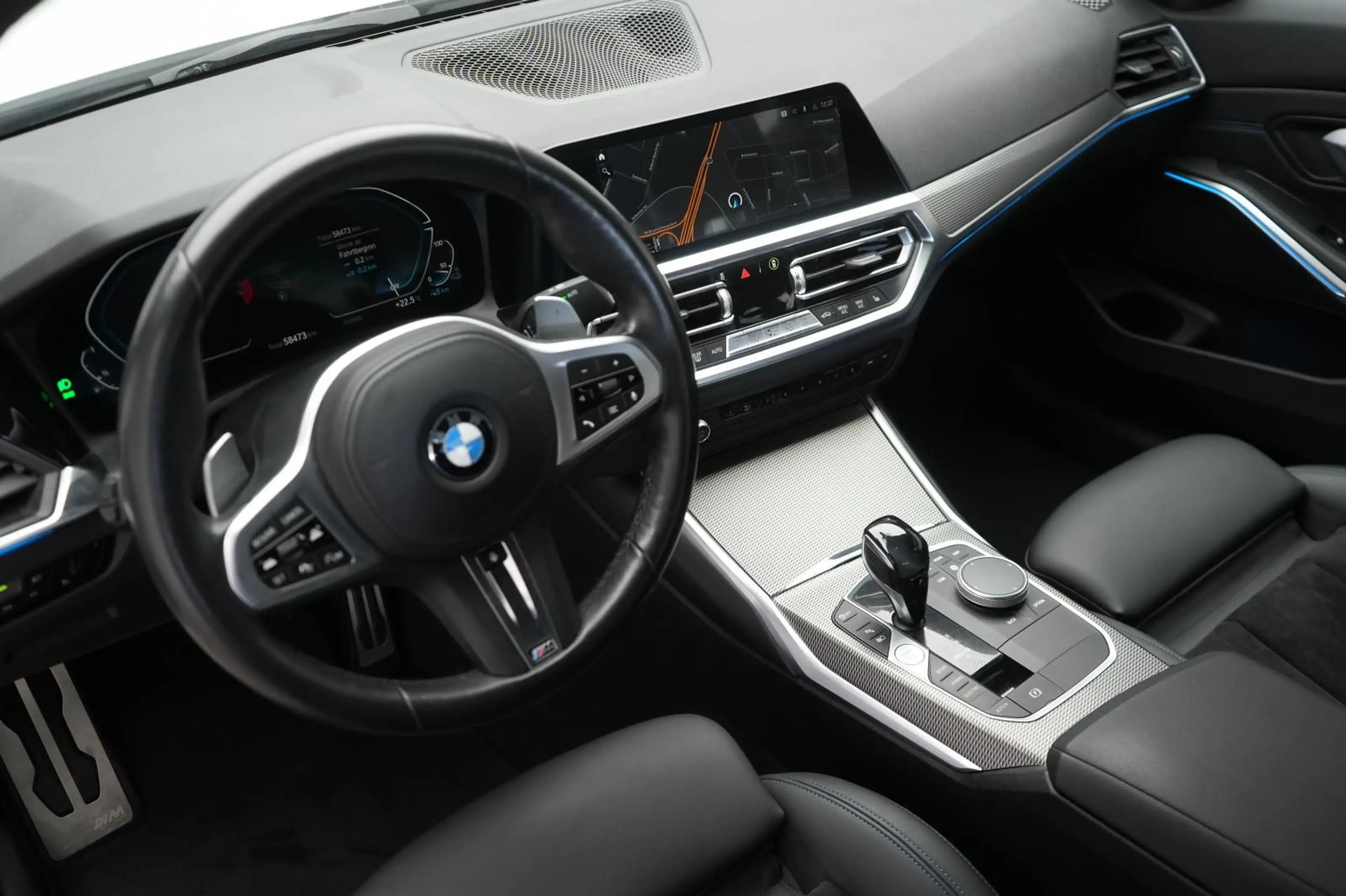BMW 330 e M Sport CarPlay/ACC/Kamera/Virtual/Lane — photo 14