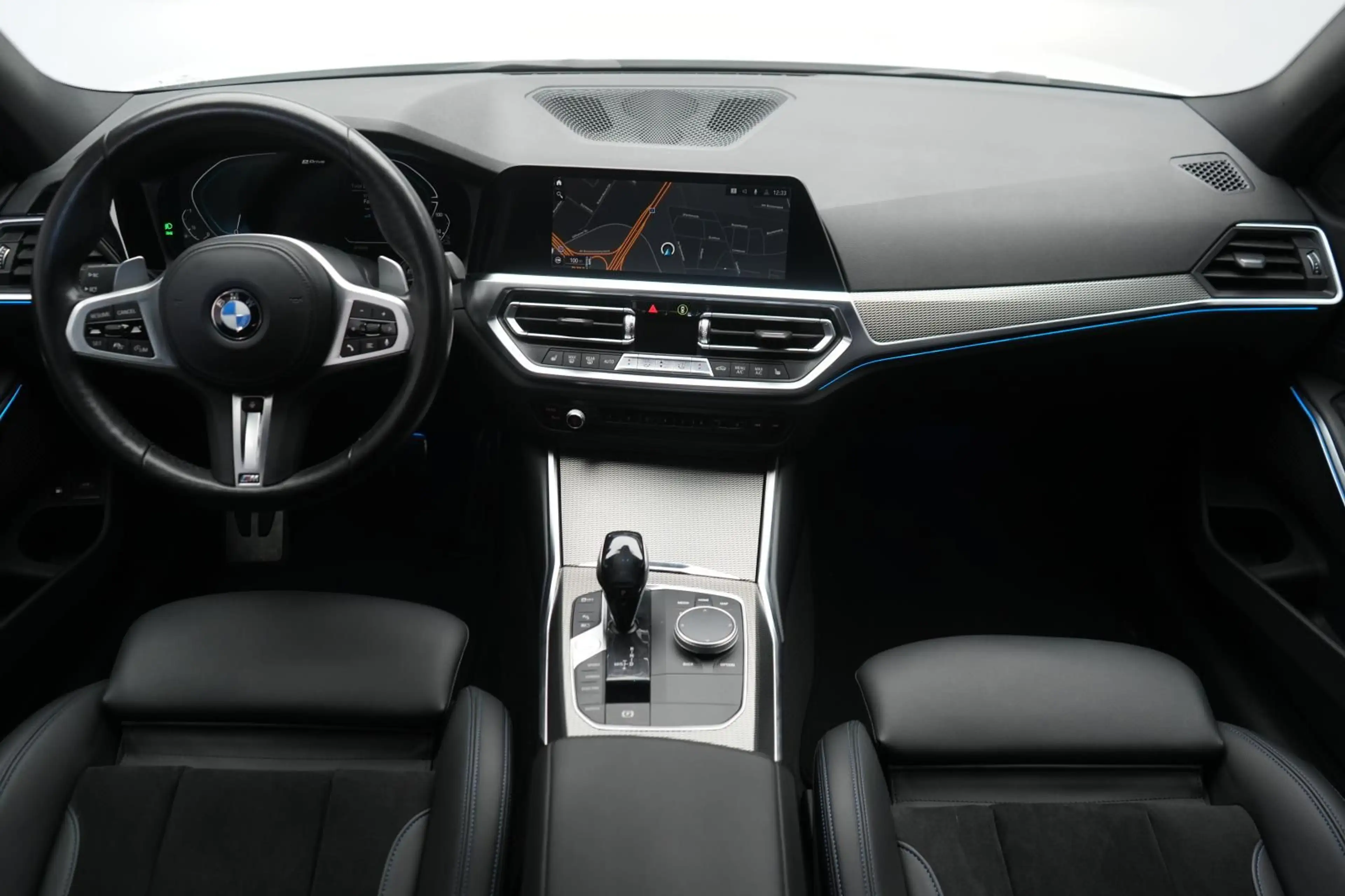 BMW 330 e M Sport CarPlay/ACC/Kamera/Virtual/Lane — photo 15